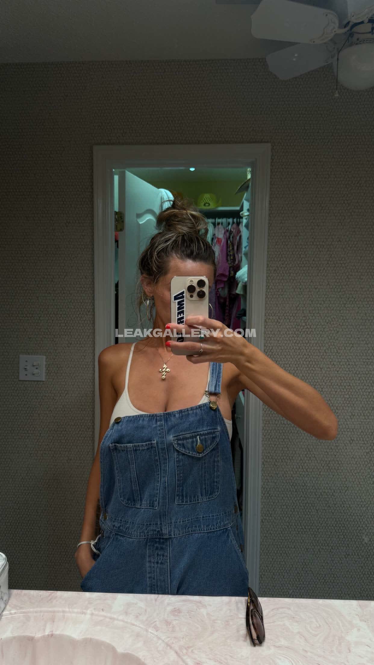 Hadelinemope Exclusive Leaked Nude OnlyFans #9259870