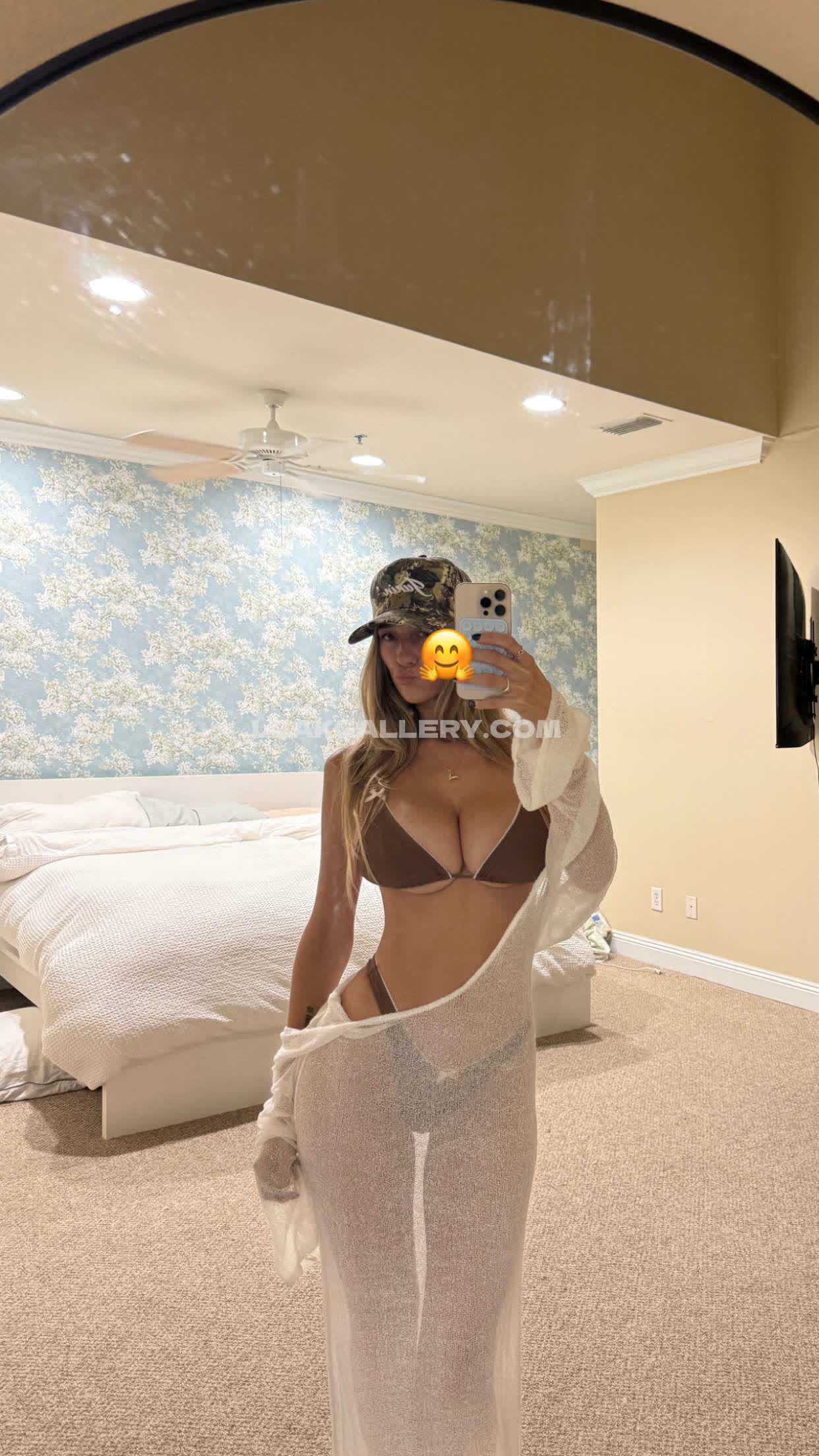 Hadelinemope Exclusive Leaked Nude OnlyFans #9261600