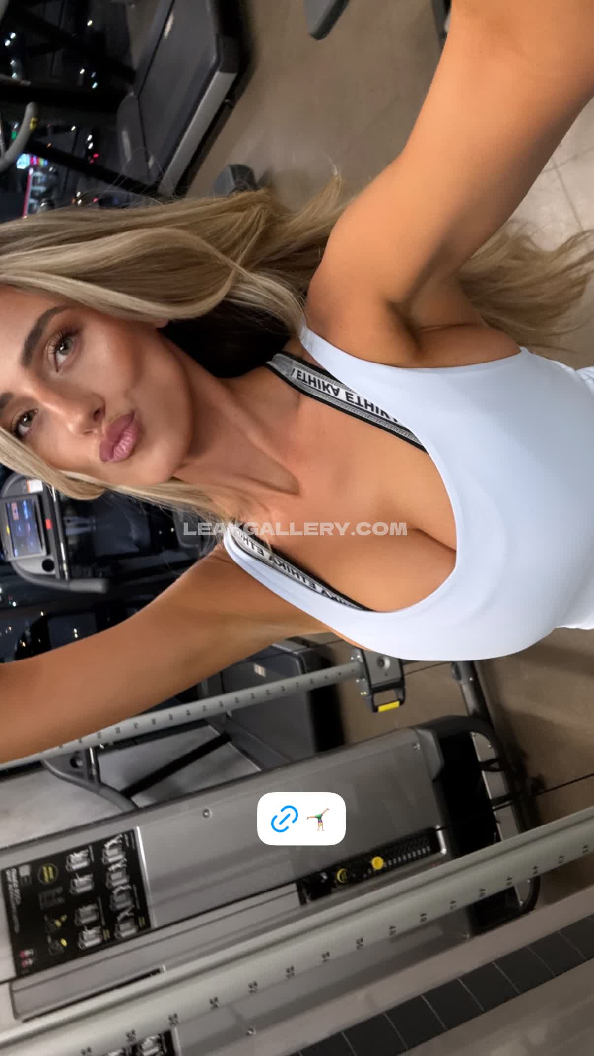 Hadelinemope Exclusive Leaked Nude OnlyFans #9262097