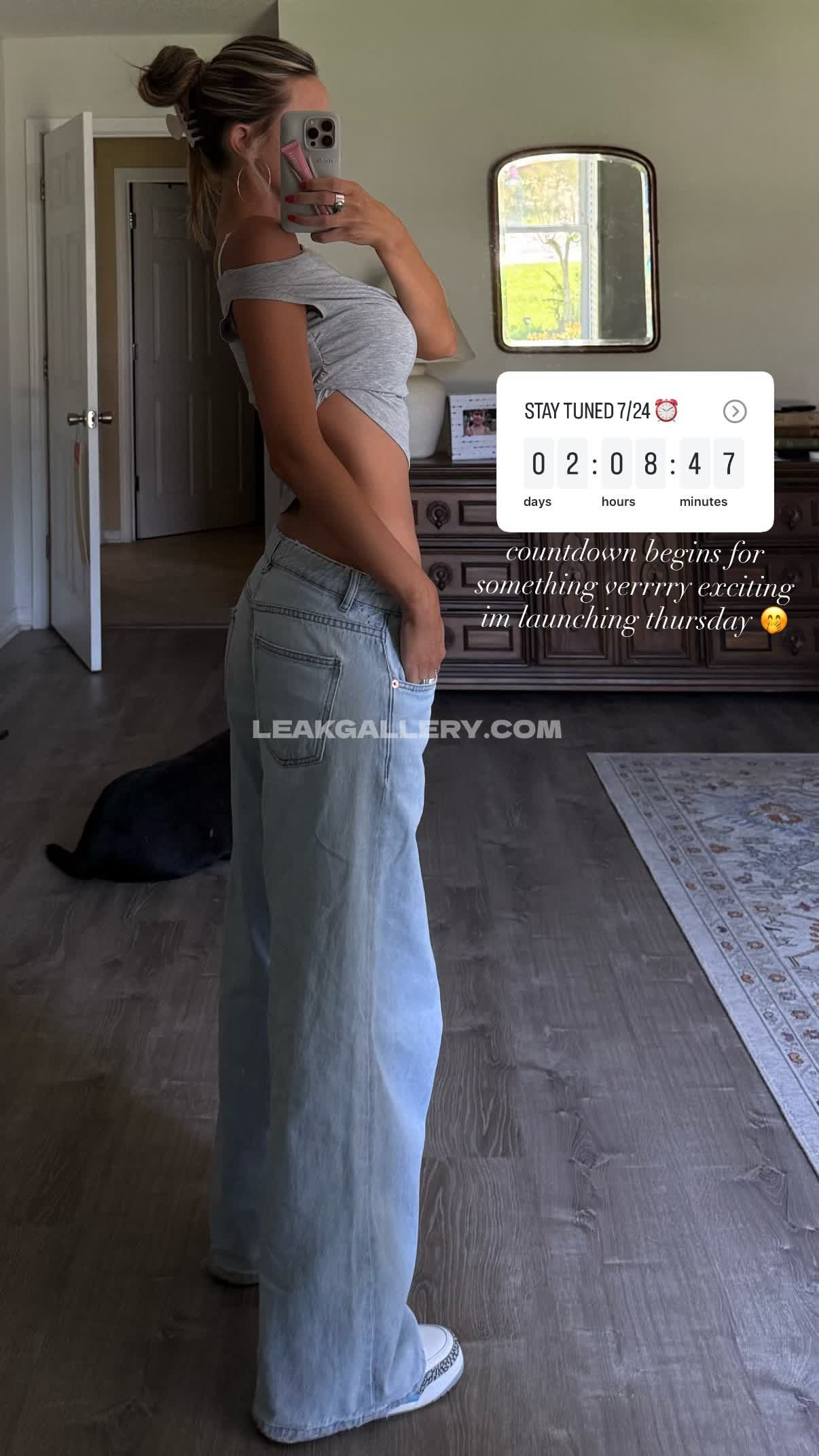 Hadelinemope Exclusive Leaked Nude OnlyFans #9259983