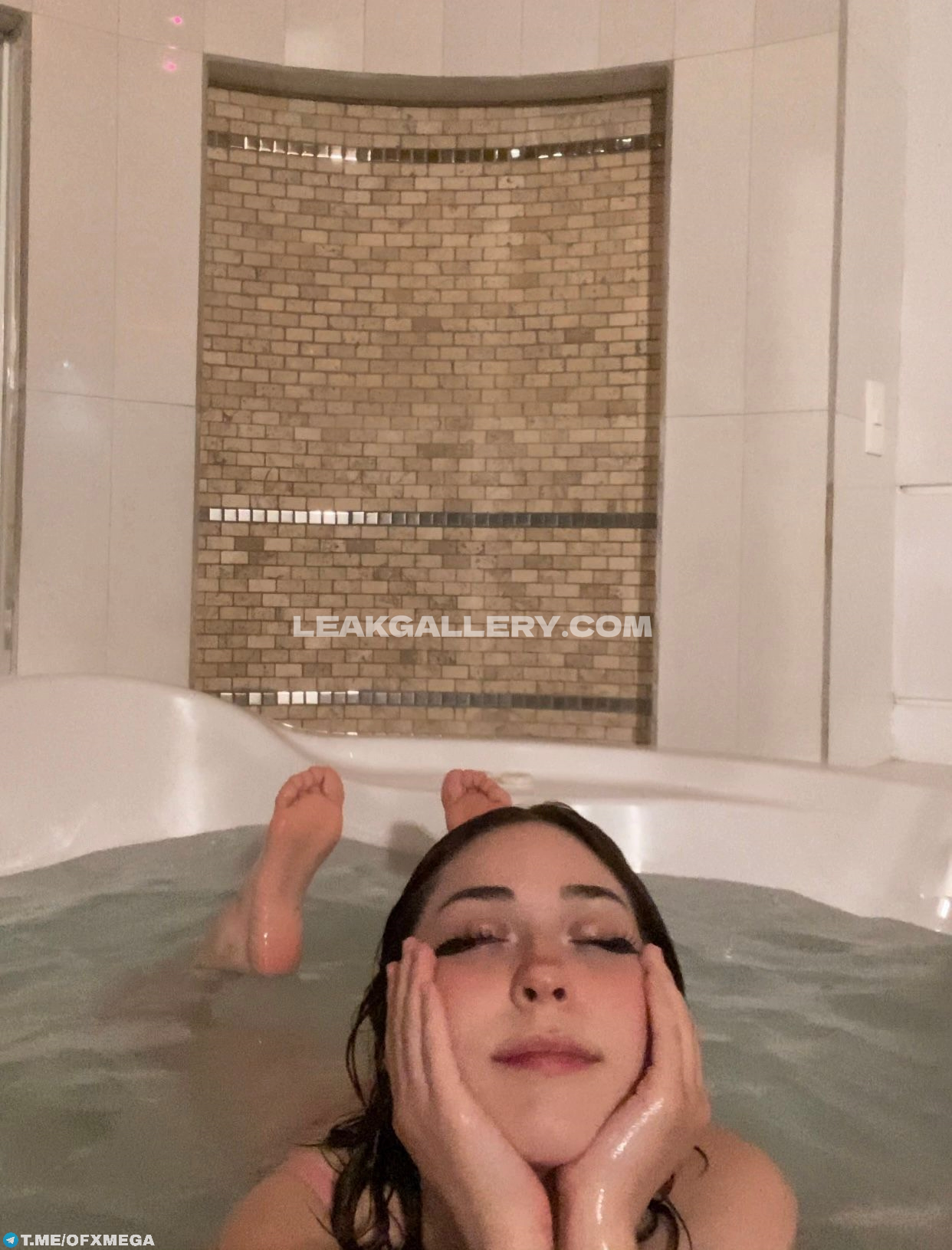 Hannapunzel Exclusive Leaked Nude OnlyFans #8530065