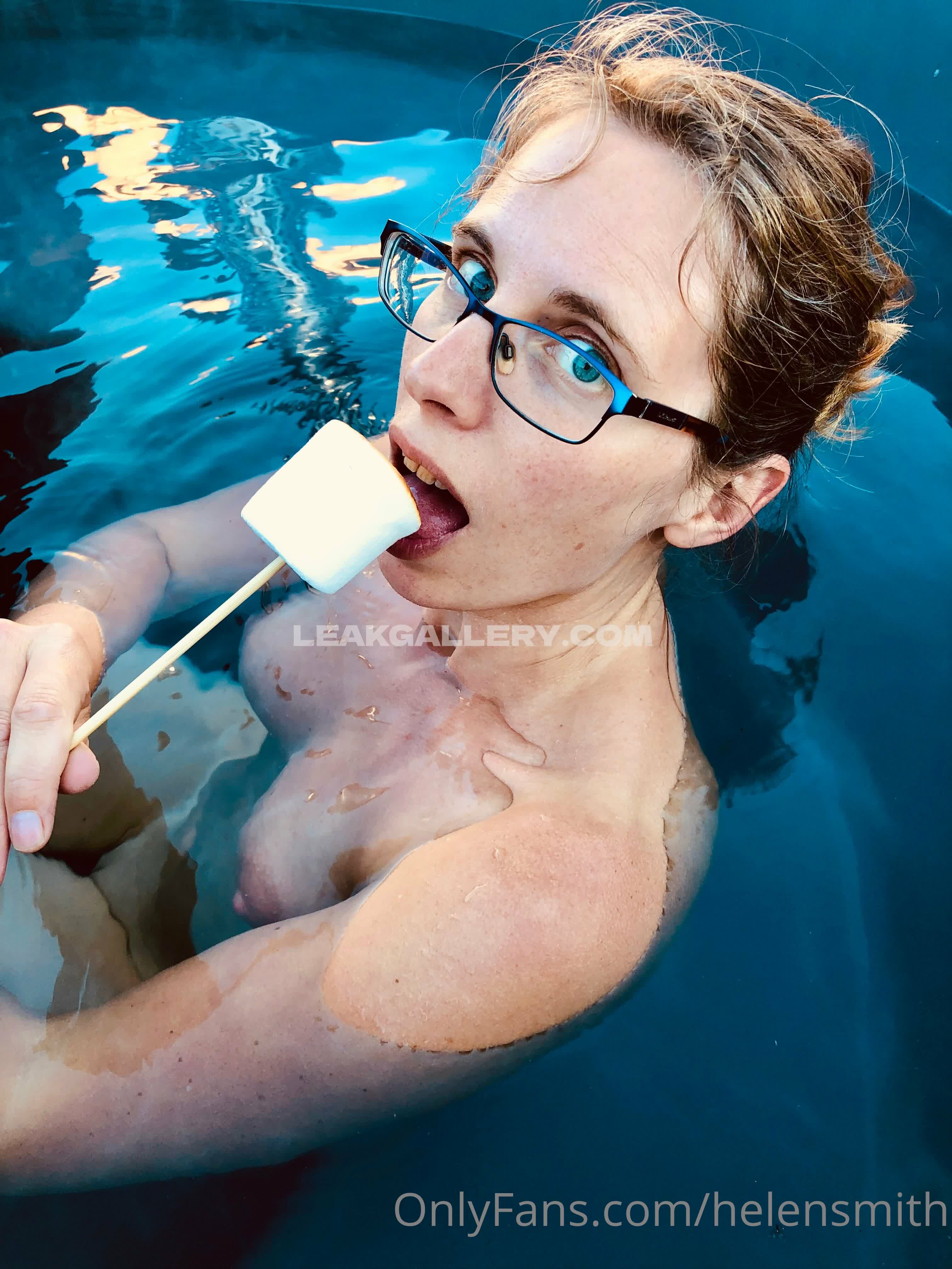 Helensmith Exclusieve gelekte naaktcontent van OnlyFans #8957265