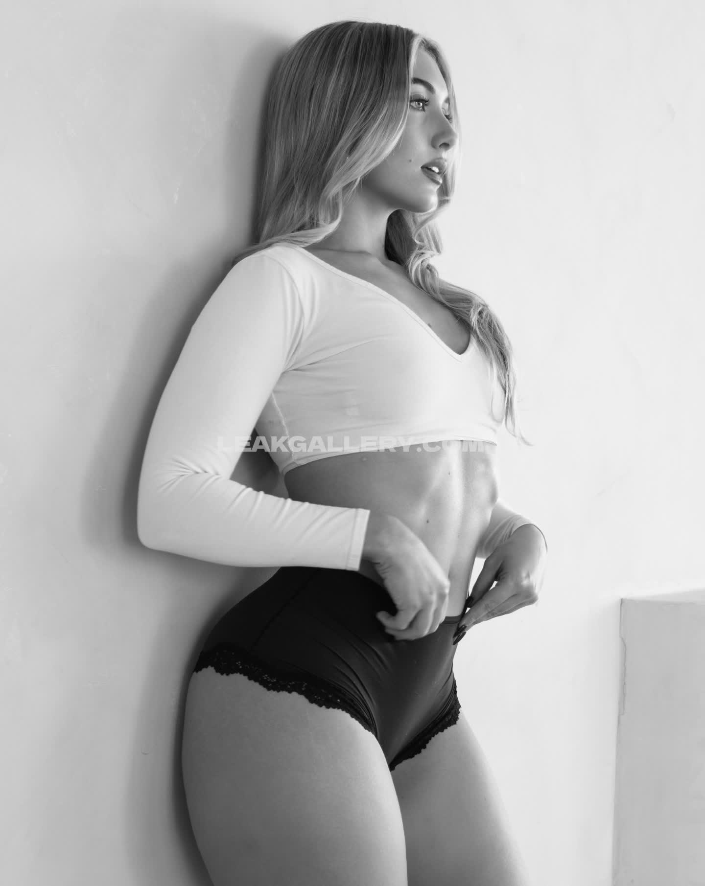 Heloisehut Exclusive Leaked Nude OnlyFans #9421117