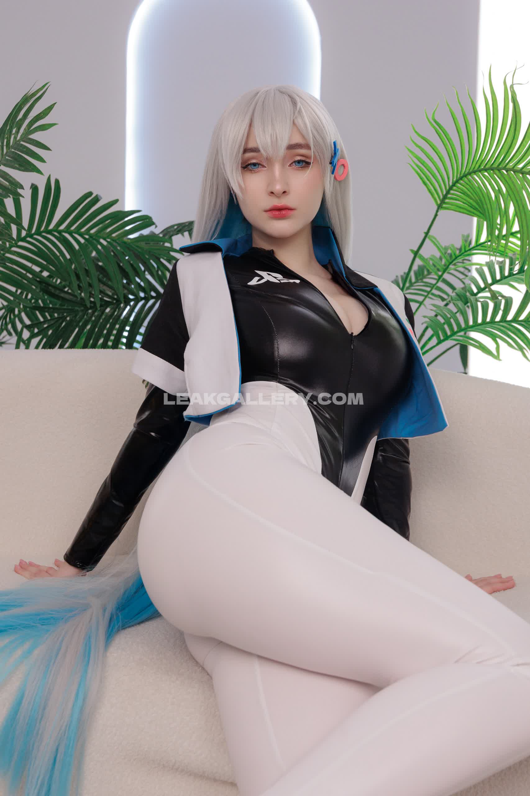 Hologana Exclusive Leaked Nude OnlyFans #9326576