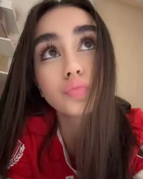 husvjall video thumbnail