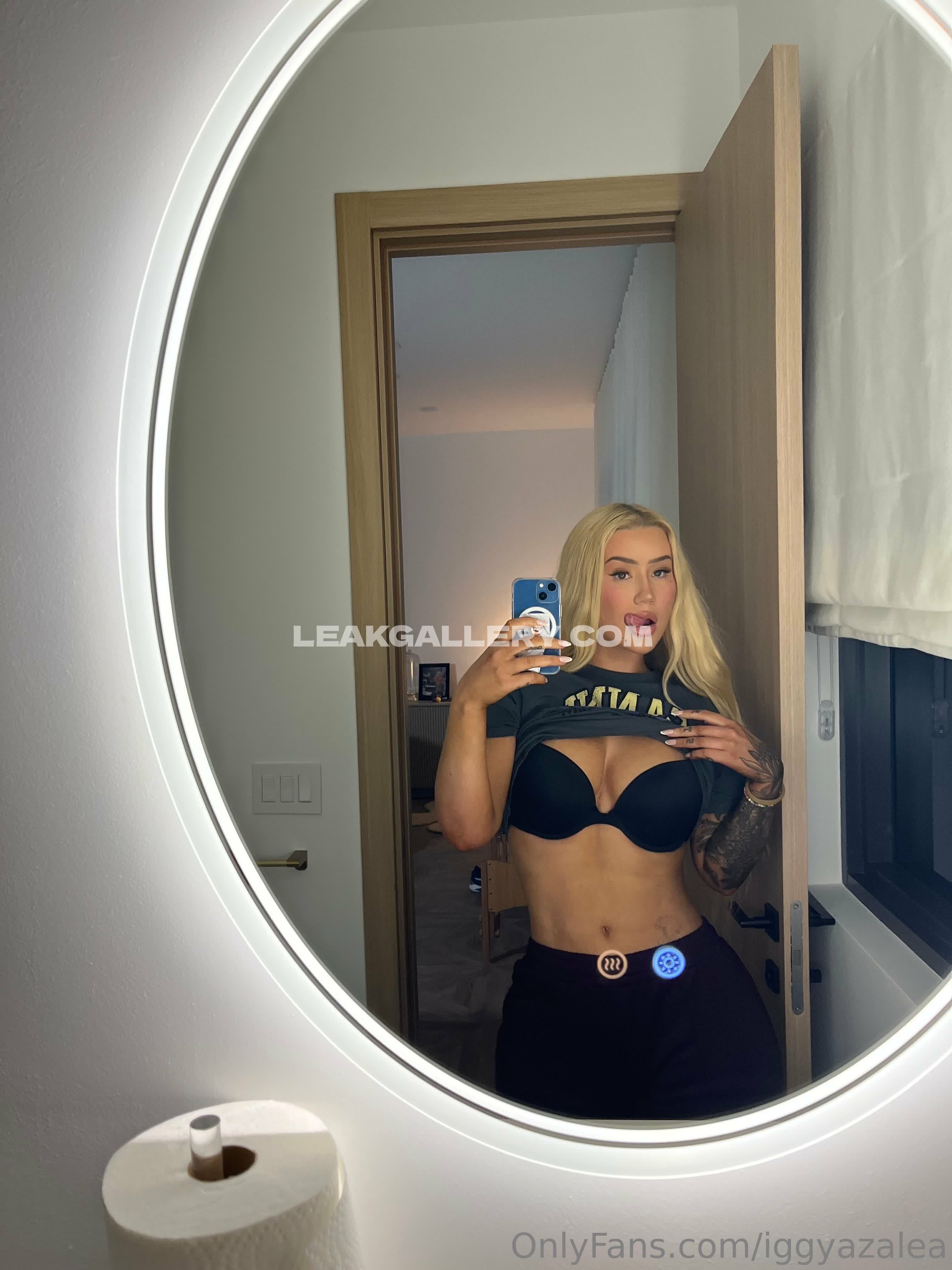 Iggyazalea Exclusive Leaked Nude OnlyFans #10538628
