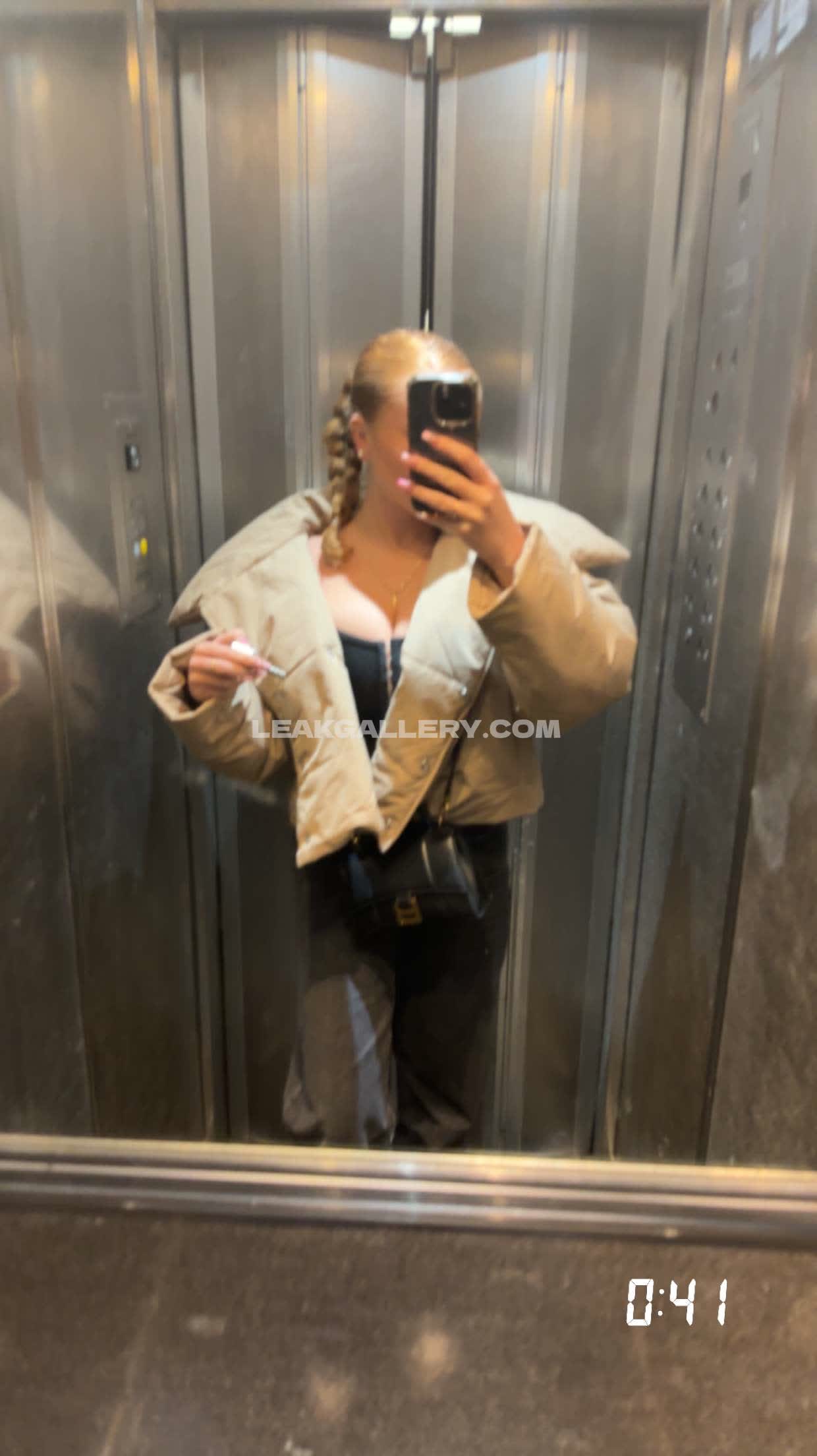 Ilonaaln Exclusive Leaked Nude OnlyFans #9409139