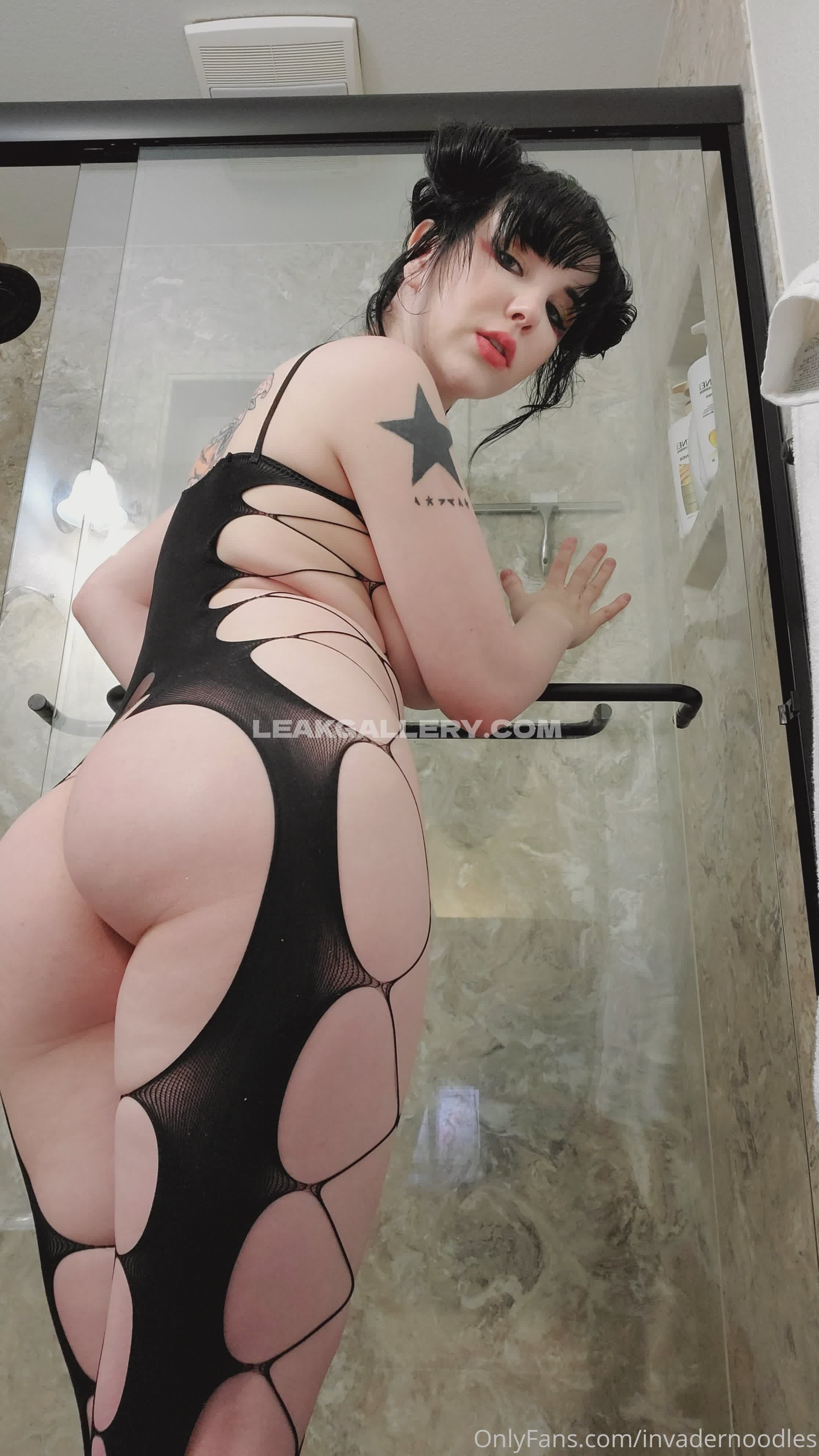 Invadernoodles Exclusive Leaked Nude OnlyFans #8909955