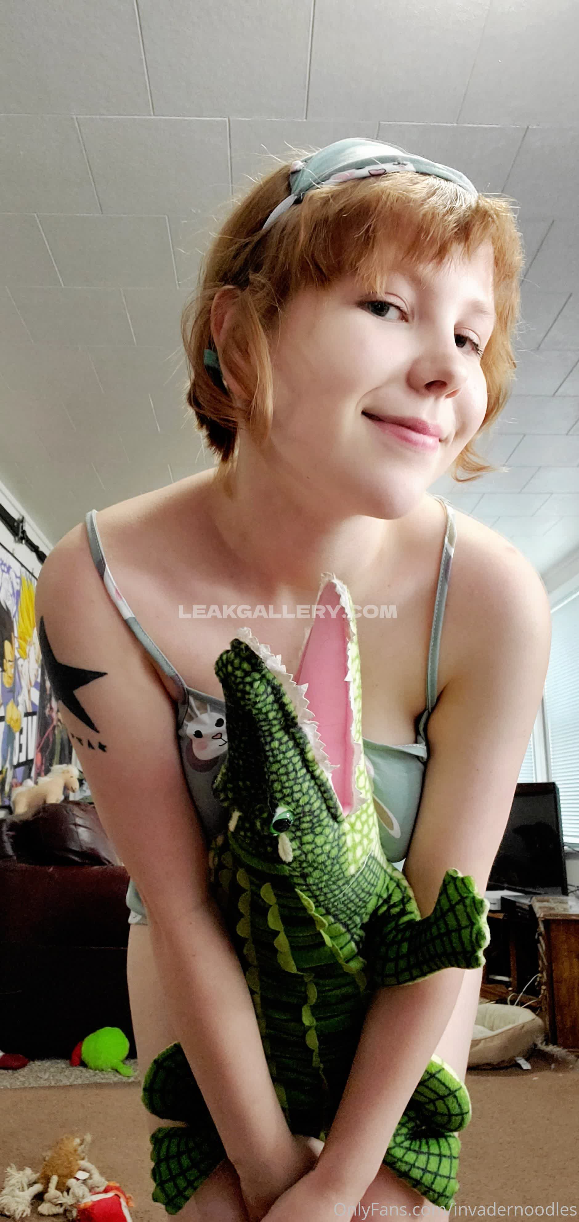 Invadernoodles Exclusive Leaked Nude OnlyFans #8904351