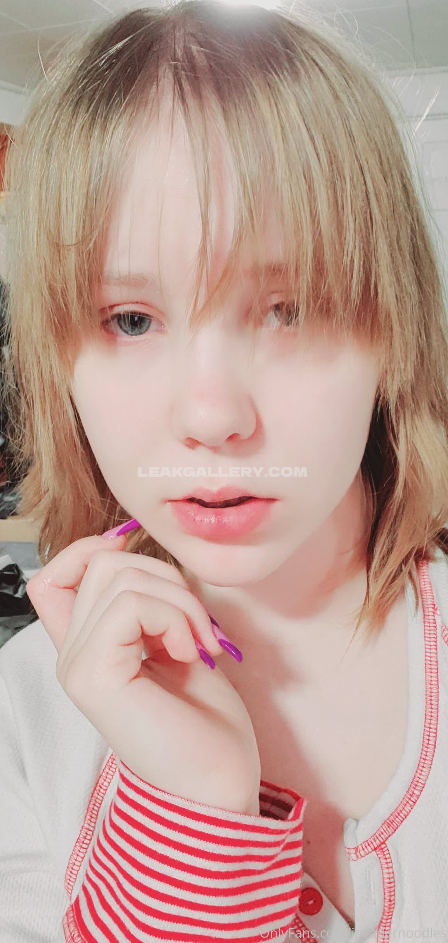 Invadernoodles Exclusive Leaked Nude OnlyFans #8881918