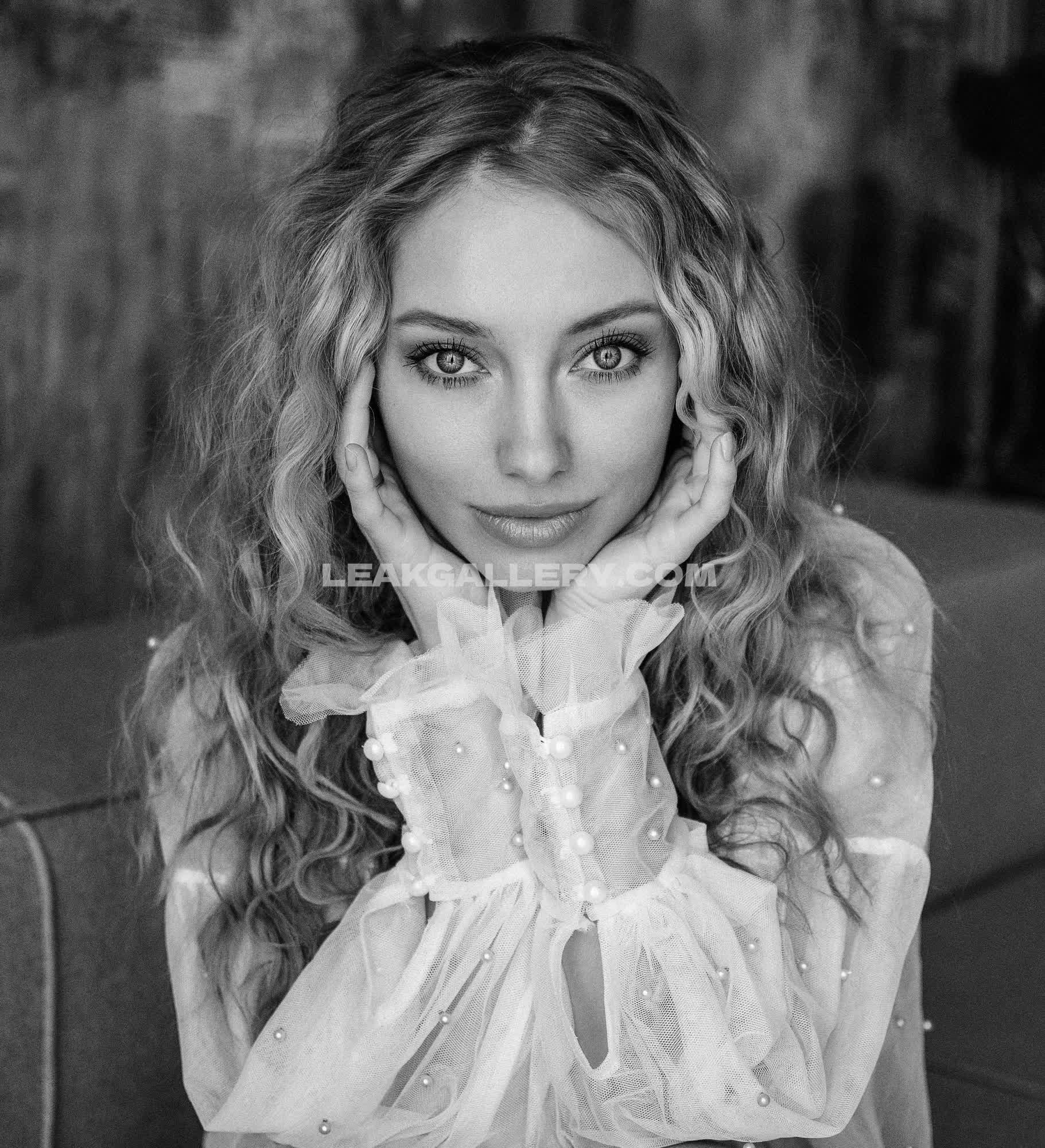 Ioannova 独占リークされたOnlyFansヌード #9064374
