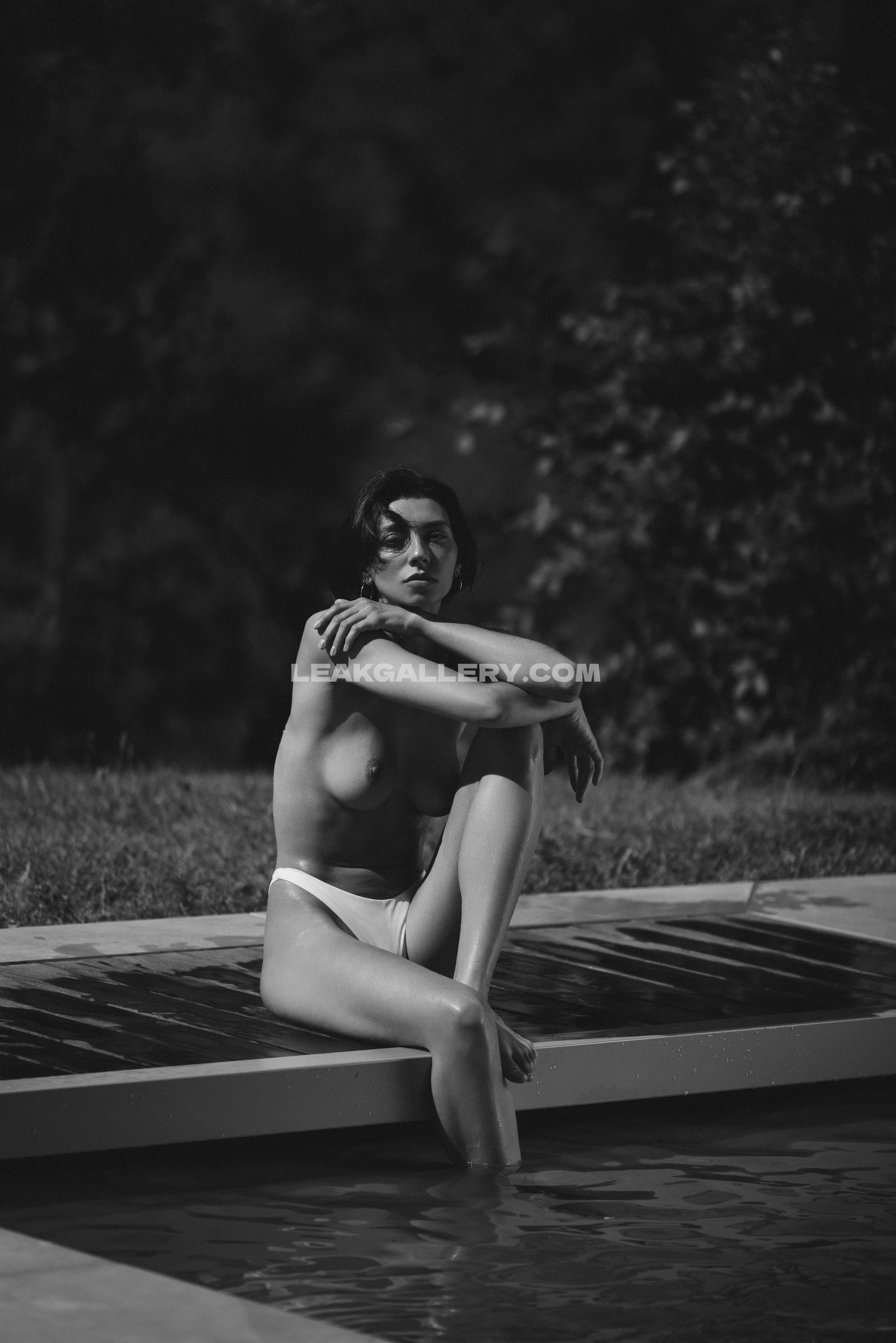 Ireenel_ Exclusive Leaked Nude OnlyFans #9340599