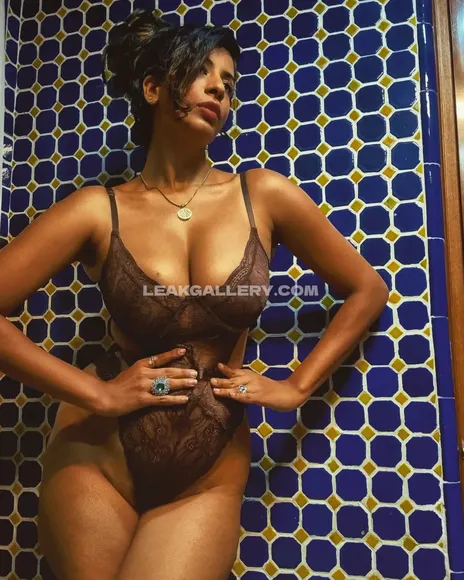 Itsswatijain Exclusive Leaked Nude OnlyFans #9454959