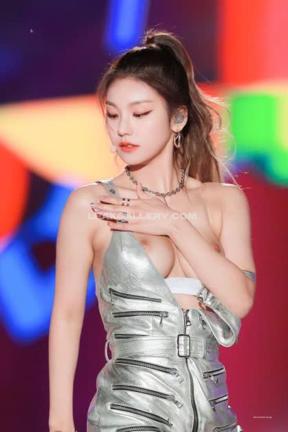 Itzyofficial_jp Exclusive Leaked Nude OnlyFans #10352678