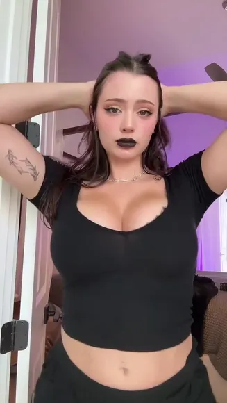jakaramitchell video thumbnail