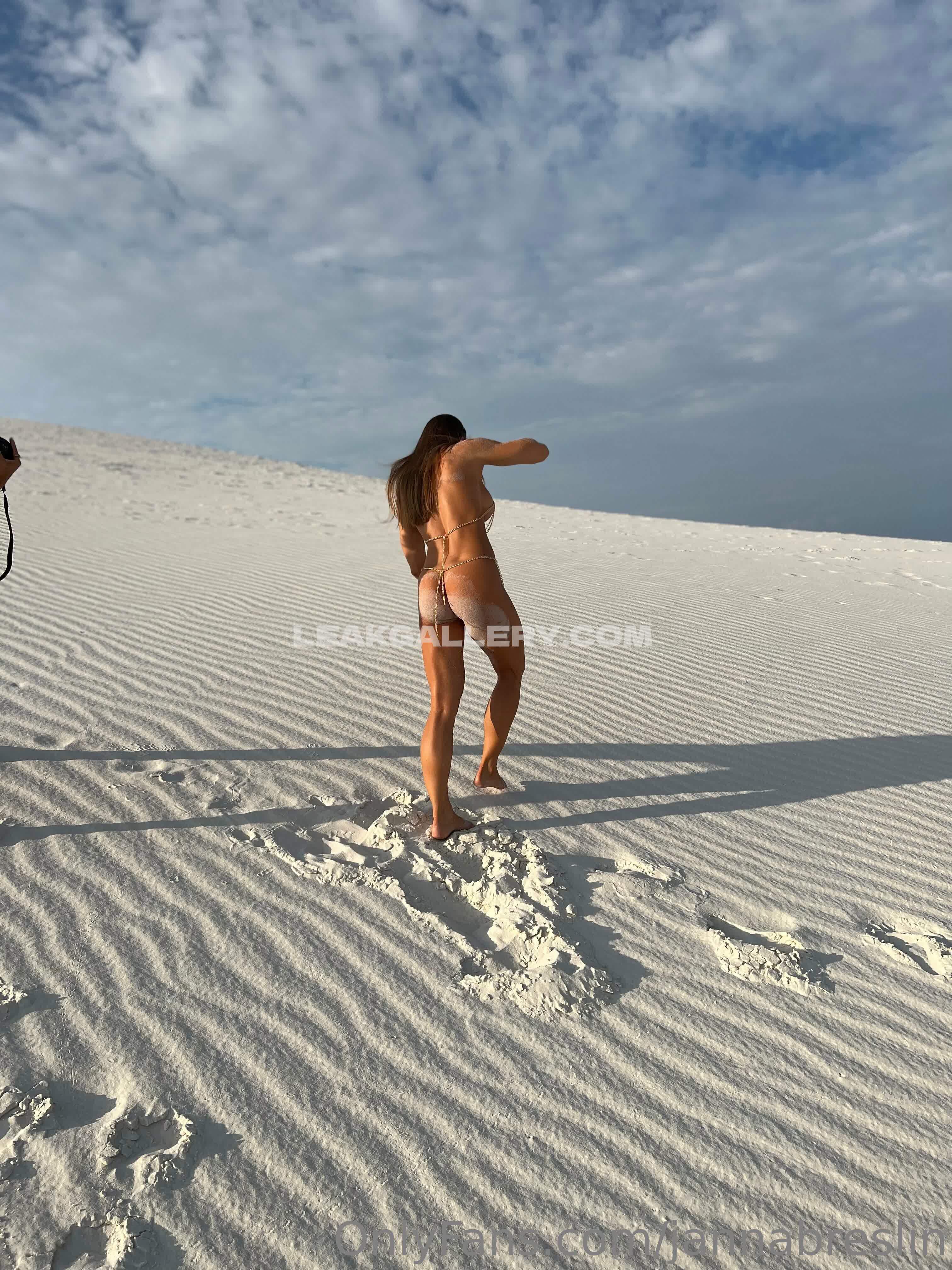 Jannabreslin Exclusive Leaked Nude OnlyFans #9690088