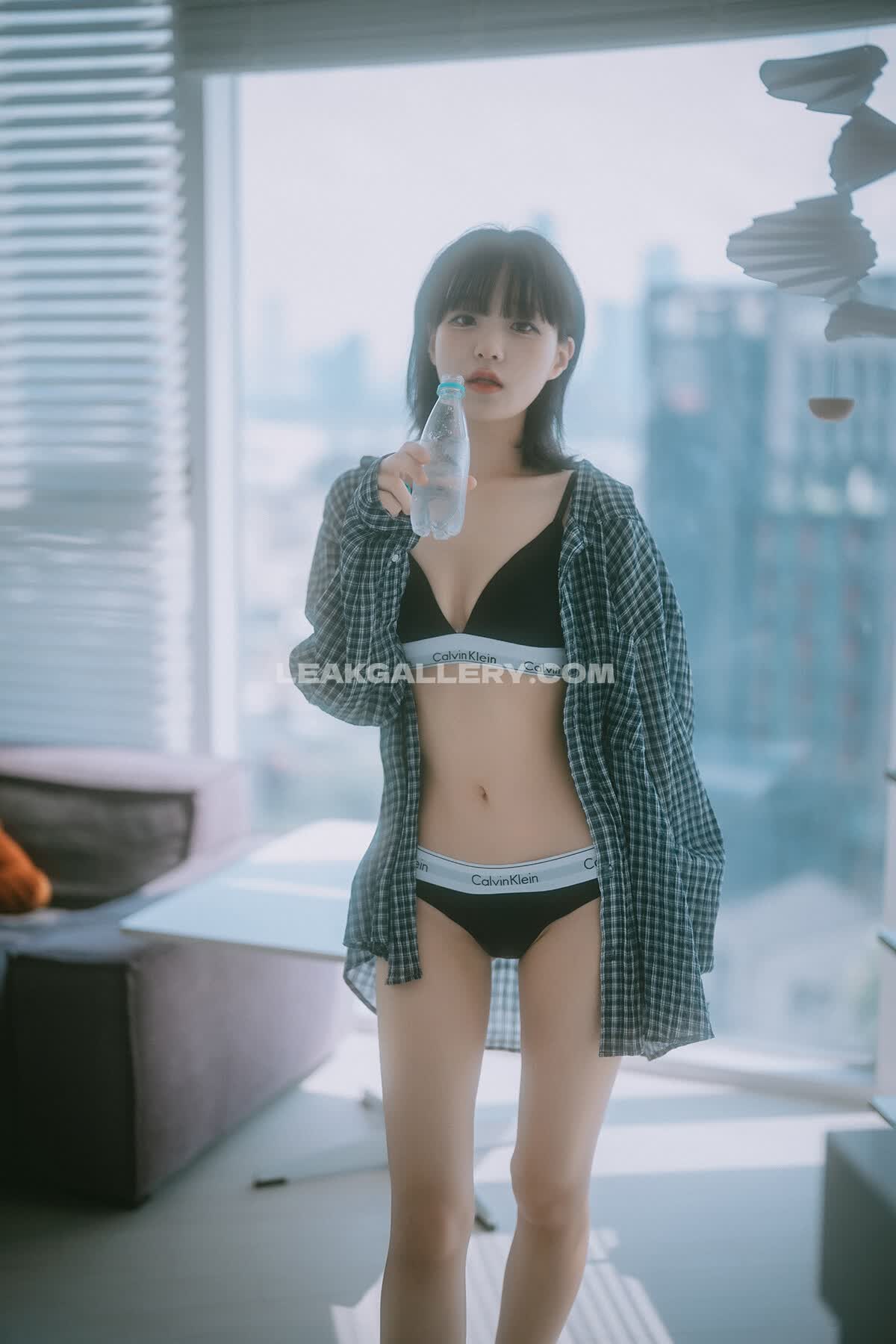 Jen2jen2_ Exclusive Leaked Nude OnlyFans #9465778