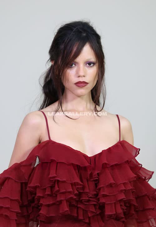 Jennaortega Exclusive Leaked Nude OnlyFans #10903504
