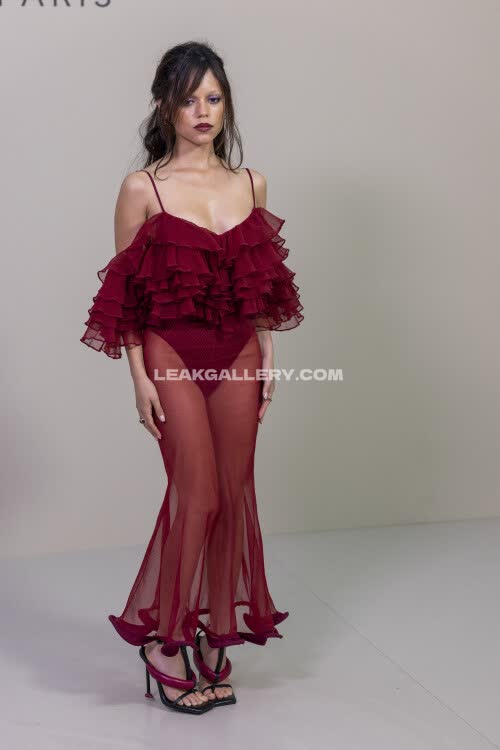 Jennaortega Exclusive Leaked Nude OnlyFans #10913279