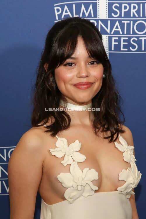 Jennaortega Exclusive Leaked Nude OnlyFans #10922135