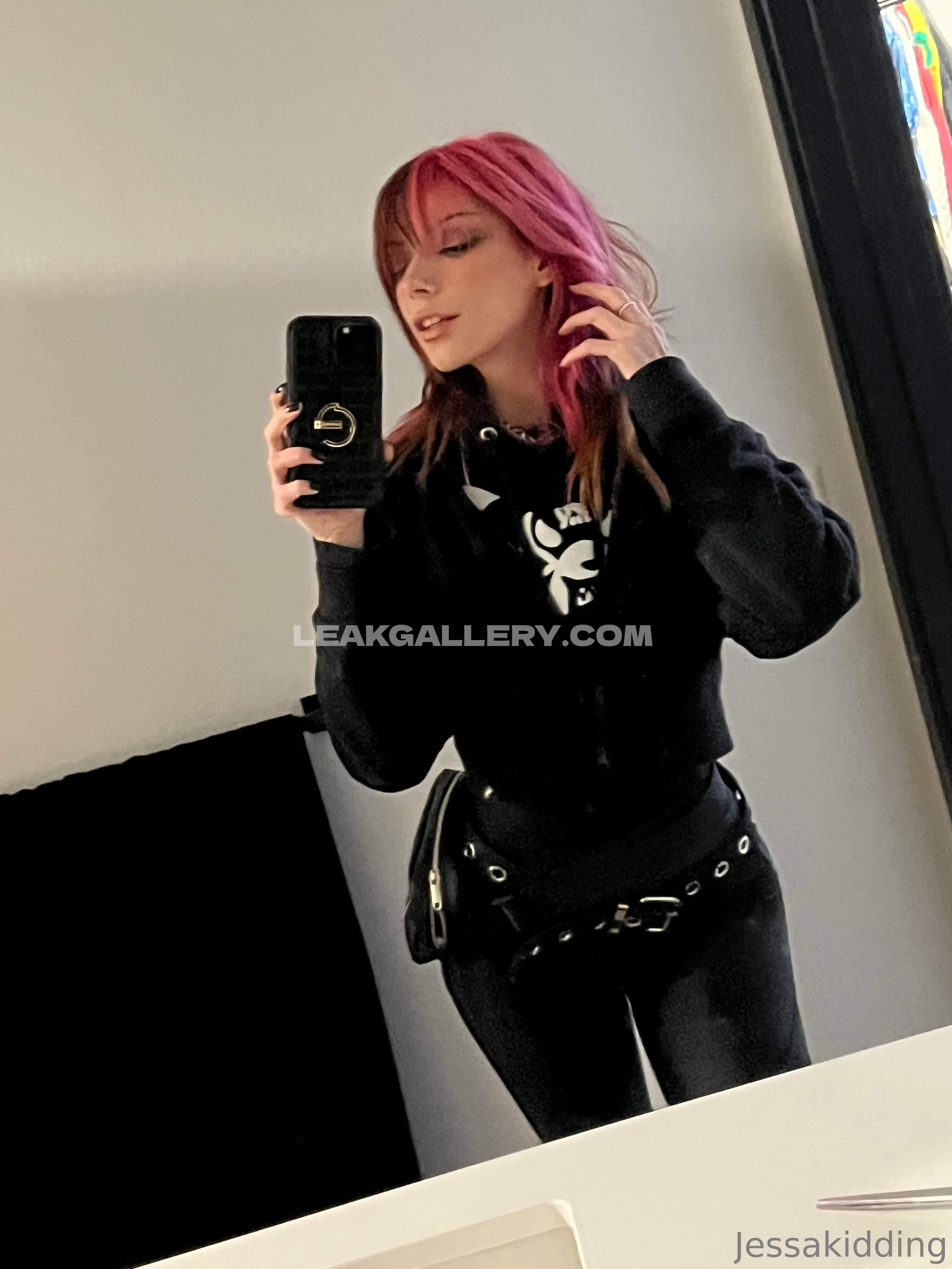 Jessakidding Exclusive Leaked Nude OnlyFans #8611364