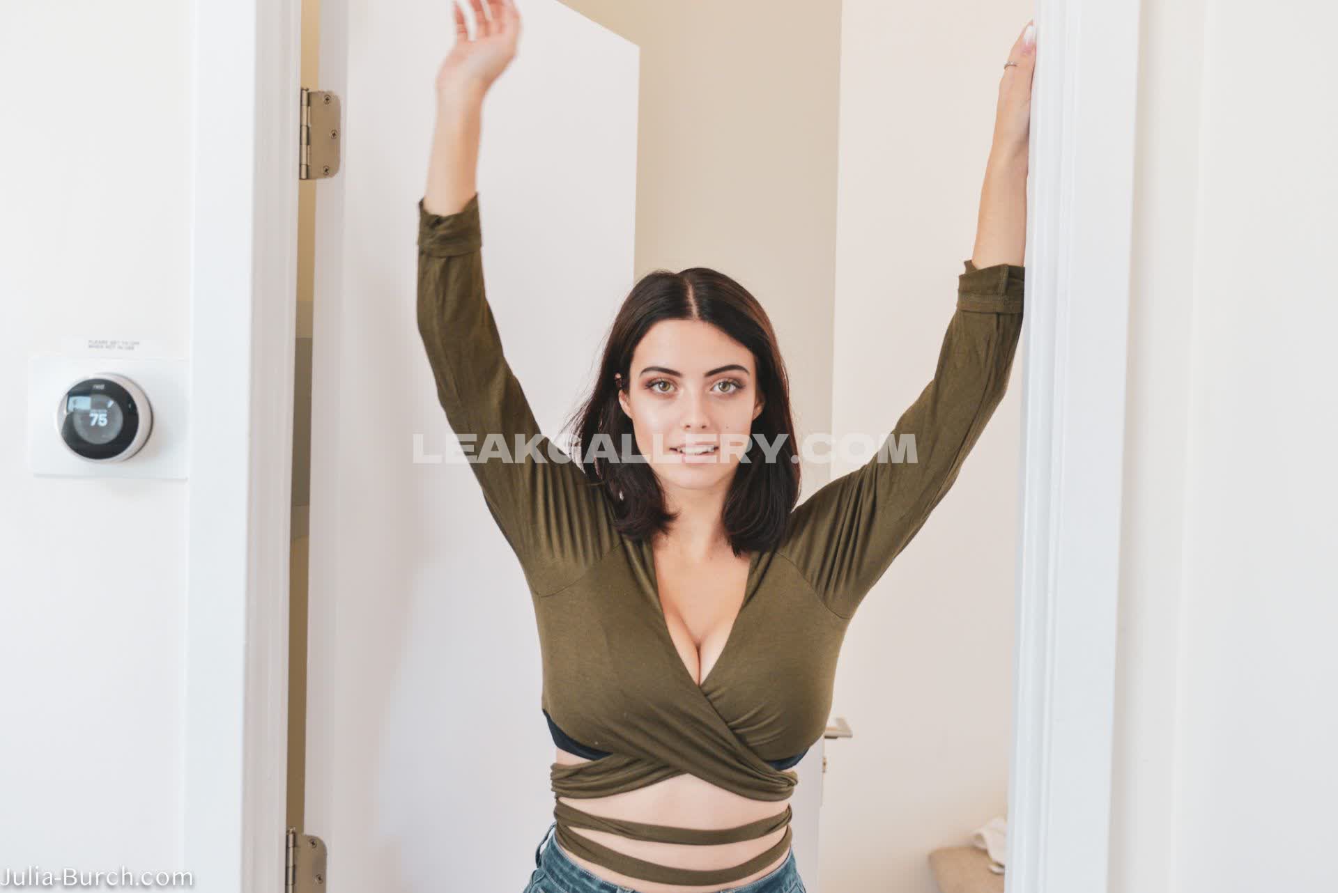 Juliaburch / juliaaburch Exclusive Leaked Nude OnlyFans #8541911