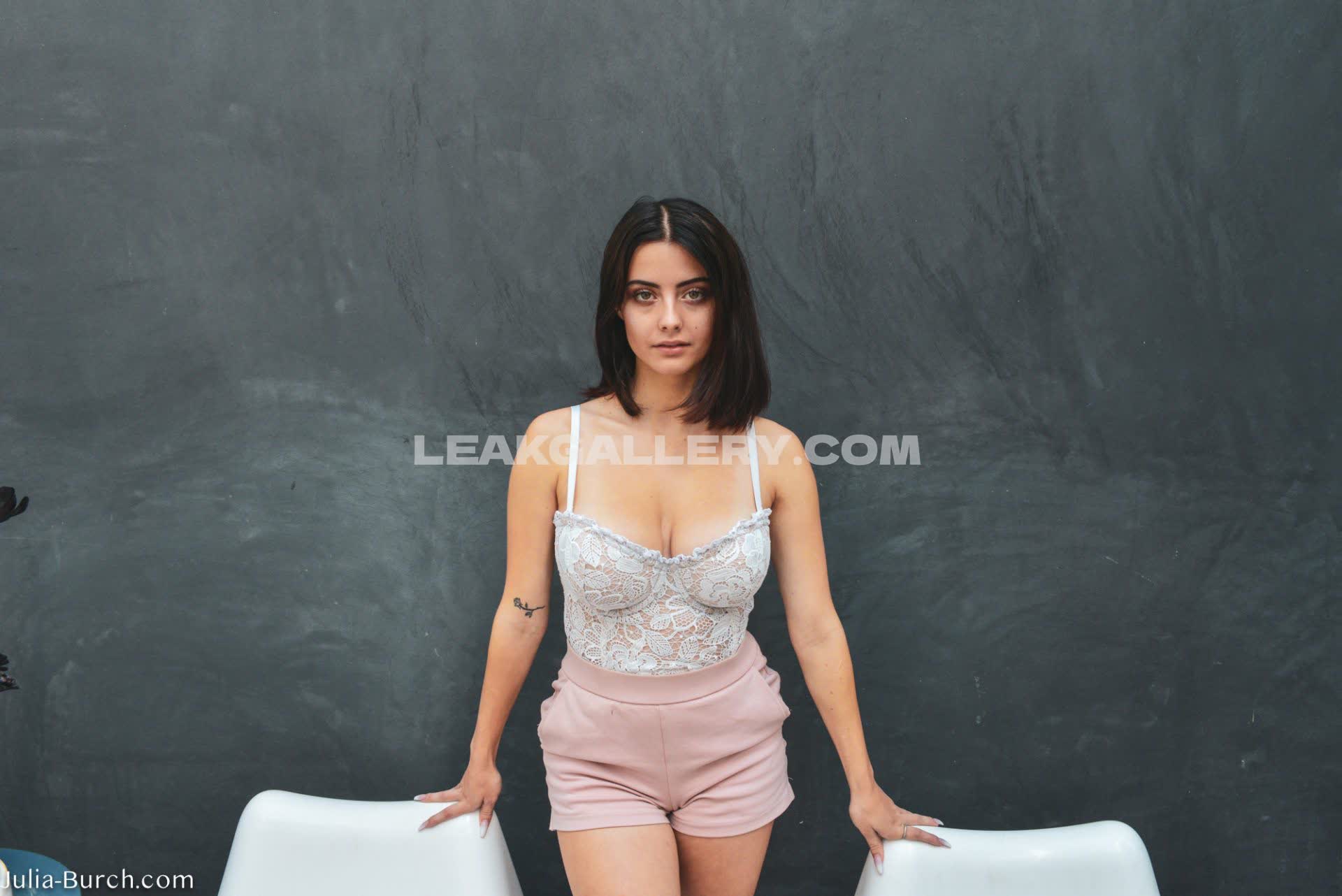 Juliaburch / juliaaburch Exclusive Leaked Nude OnlyFans #8541756