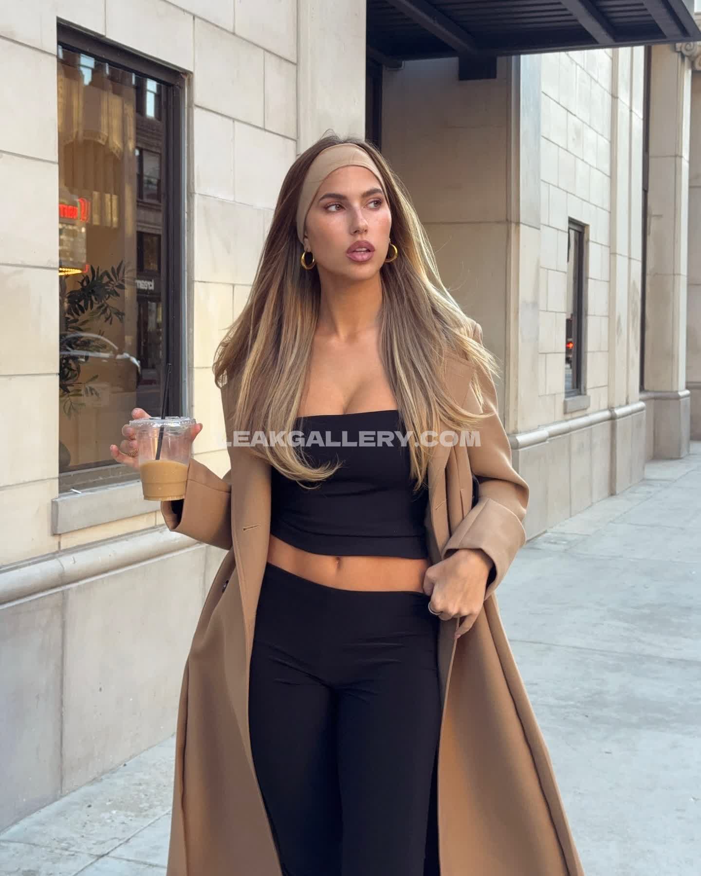 Karajewelll Exclusive Leaked Nude OnlyFans #9371904