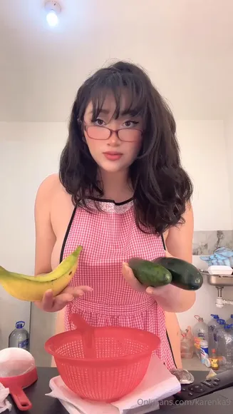 karenka9 video thumbnail