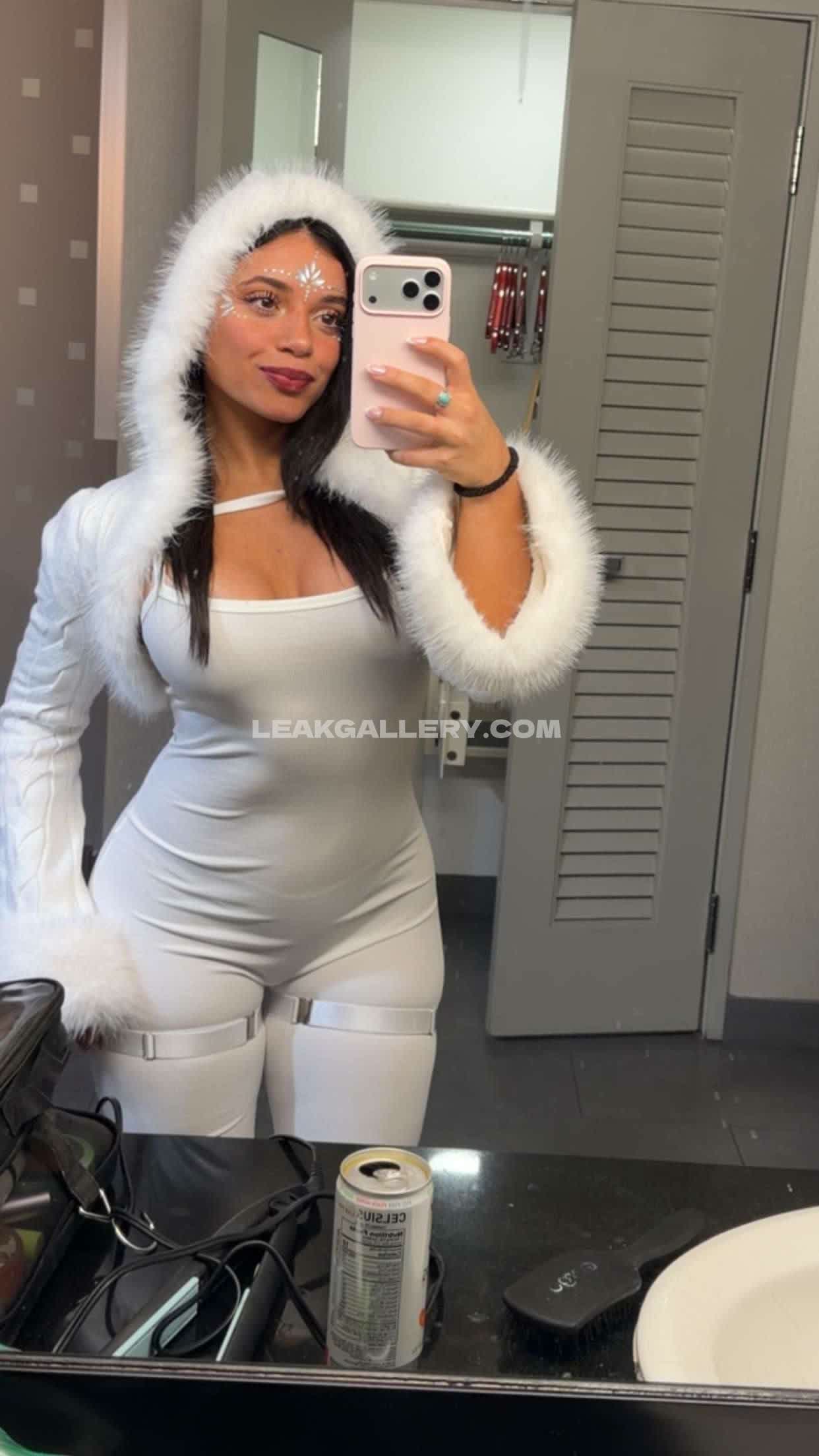 Kaylamanousselis Exclusive Leaked Nude OnlyFans #9874446