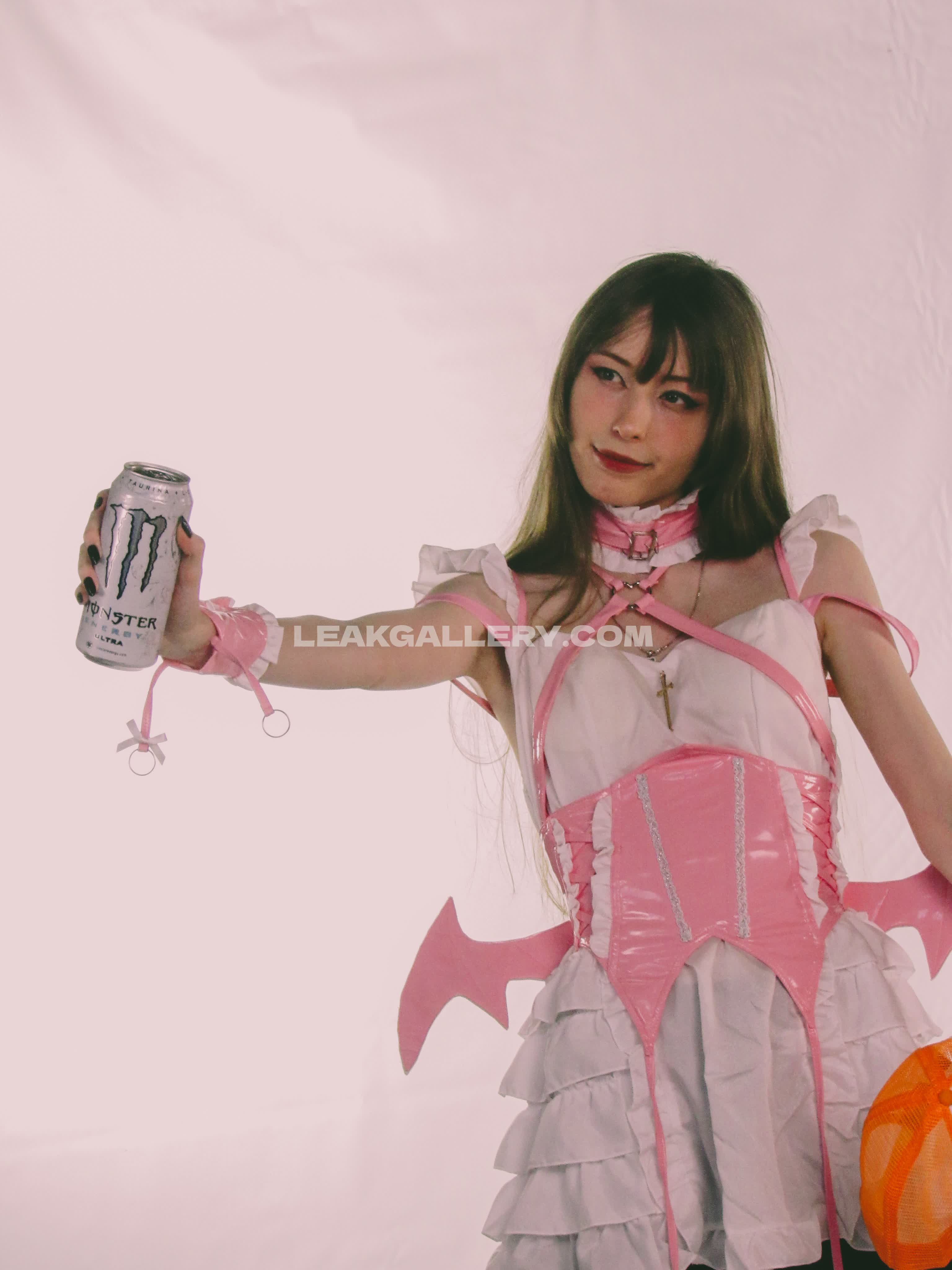 Kiki_glitter_cosplay Exclusive Leaked Nude OnlyFans #10124943