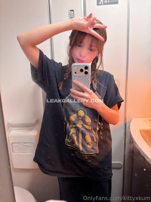Kittyxkum OnlyFans Nudi in Esclusiva Trapela #10742376