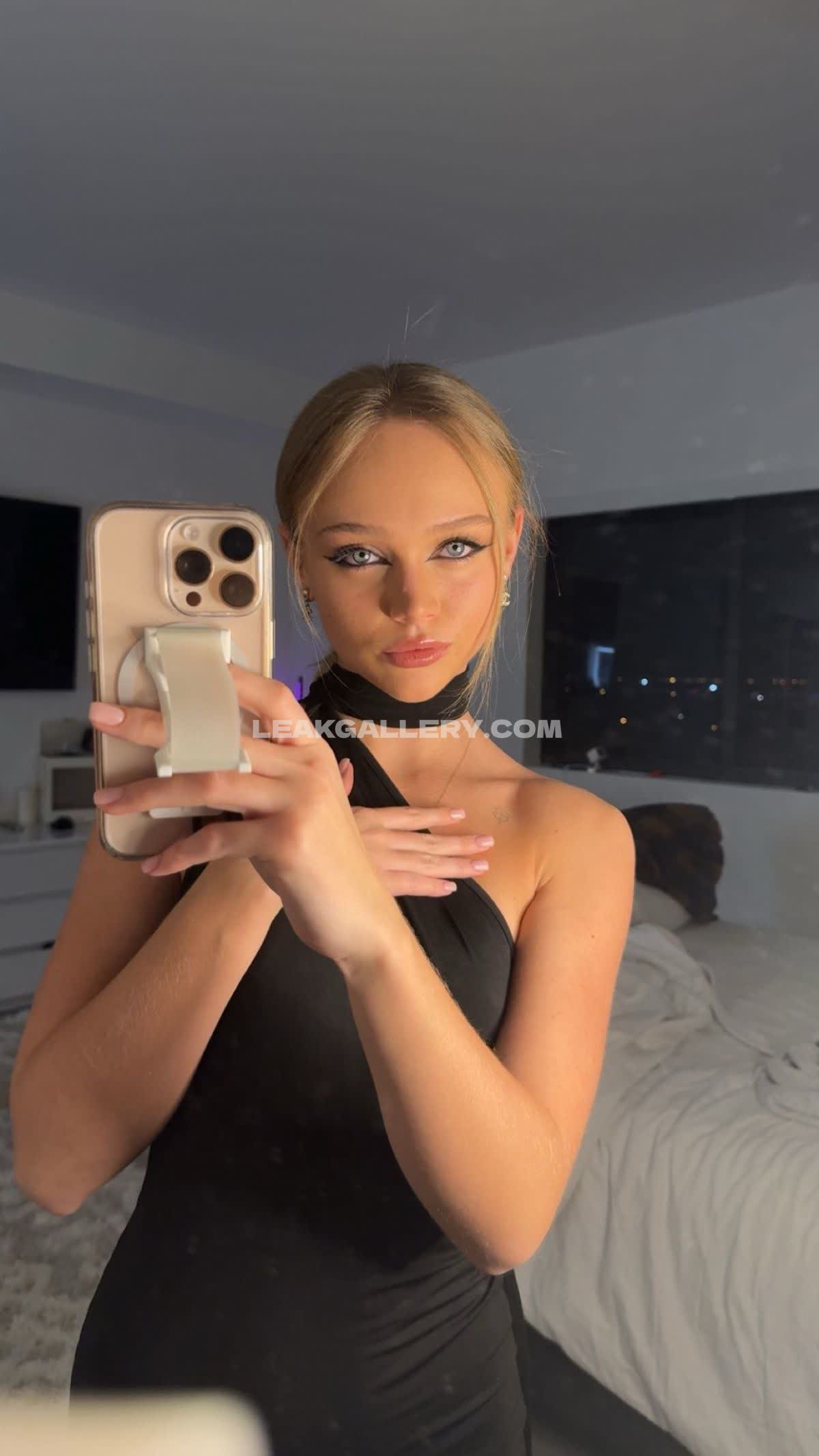 Kyladodds / kayladodds Exclusive Leaked Nude OnlyFans #9207570