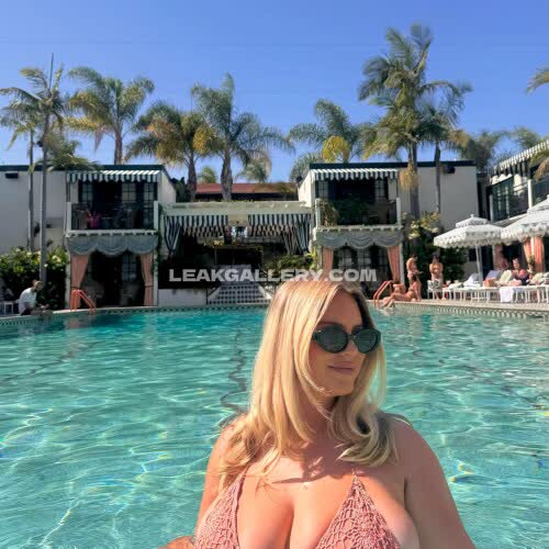 Kyrarene Exclusive Leaked Nude Onlyfans #10680655