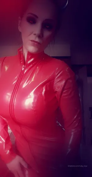 lady_onyx