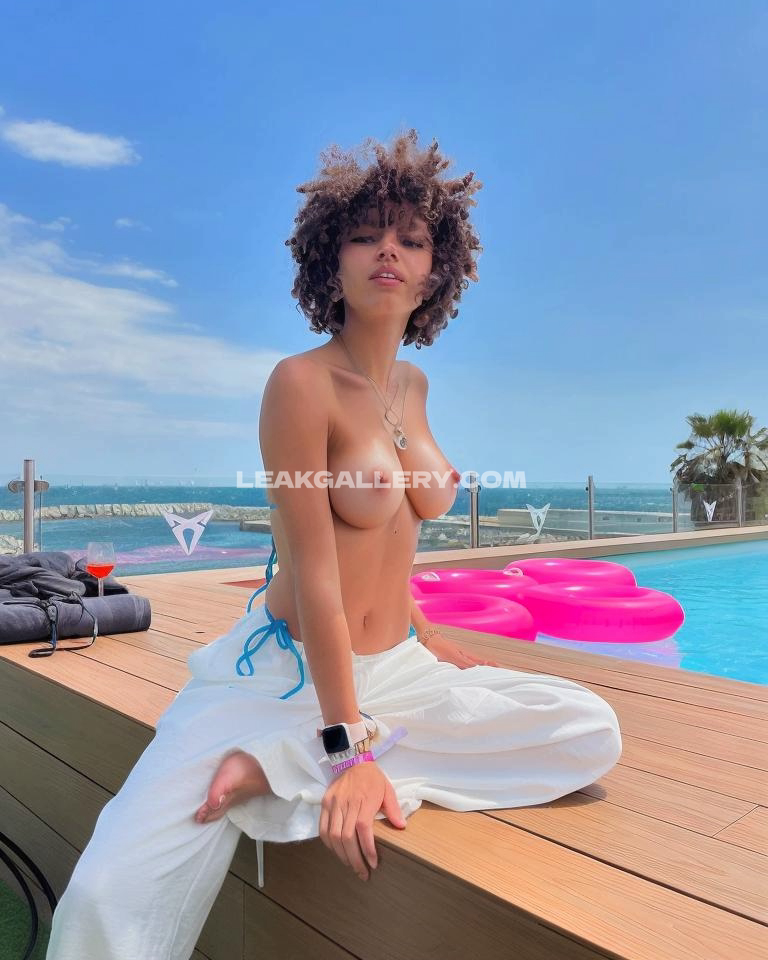 Larissa_kimberlly_ / larissa_kimberlly Exclusive Leaked Nude OnlyFans #10290148