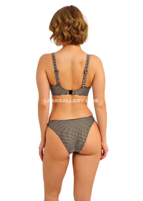 Lauraoganessian Exclusive Leaked Nude OnlyFans #10715926