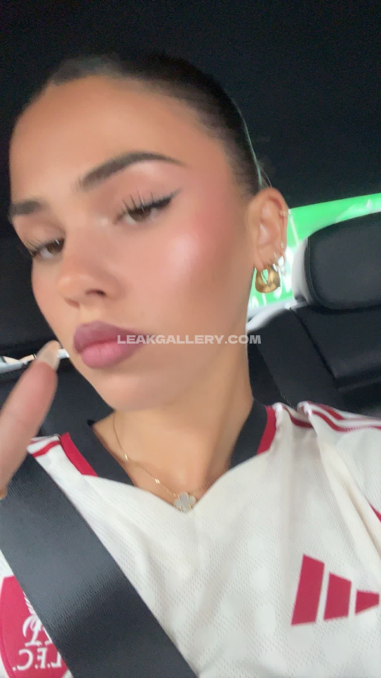Leahhalton / leahholton Exclusive Leaked Nude OnlyFans #9253925