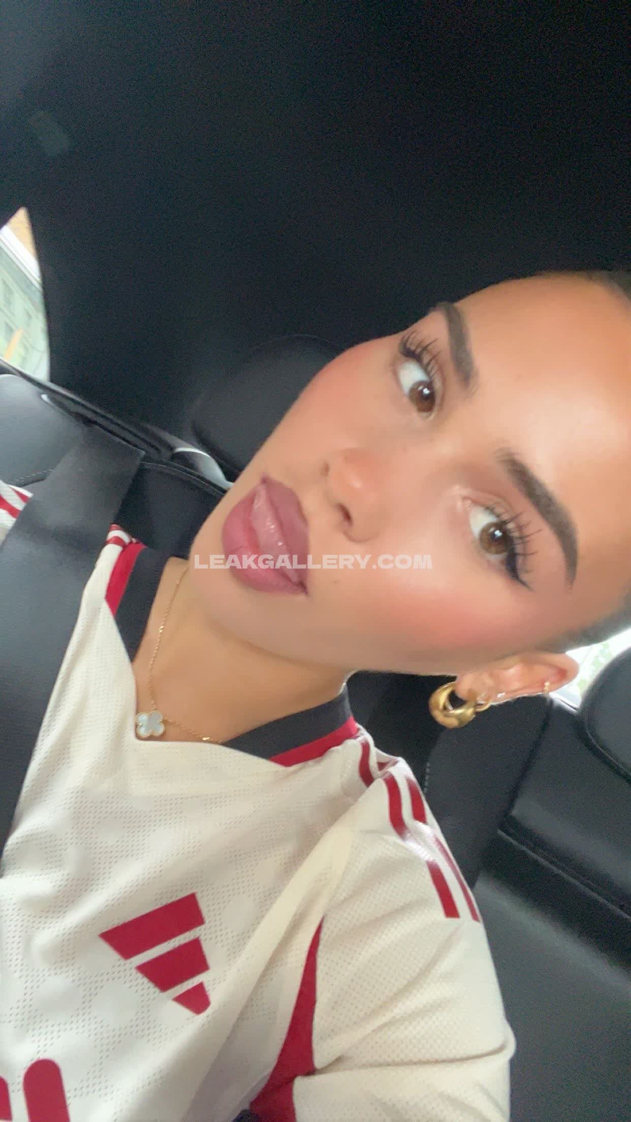 Leahhalton / leahholton Exclusiva filtración de OnlyFans desnuda #9253525