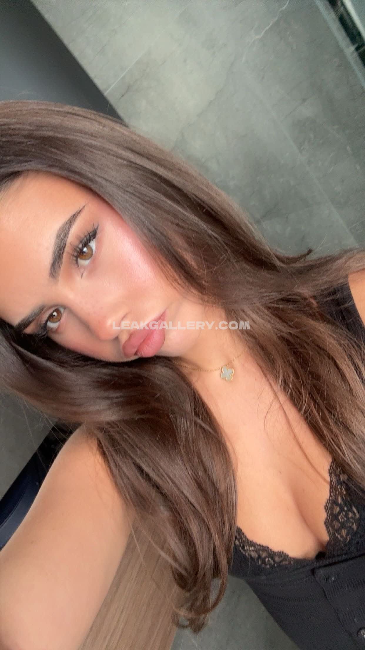 Leahhalton / leahholton Exclusive Leaked Nude OnlyFans #9256170