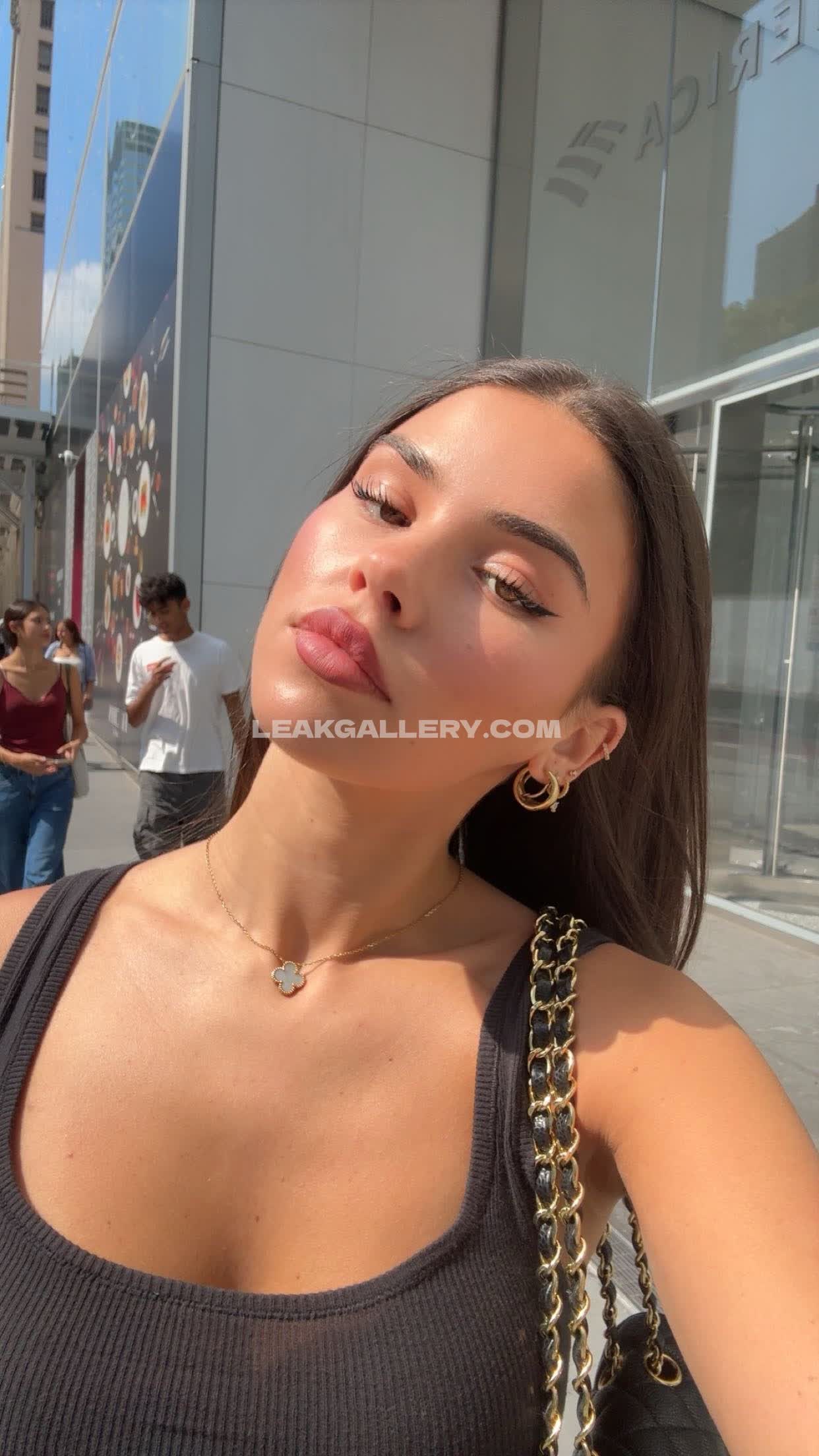 Leahhalton / leahholton Exclusiva filtración de OnlyFans desnuda #9255504