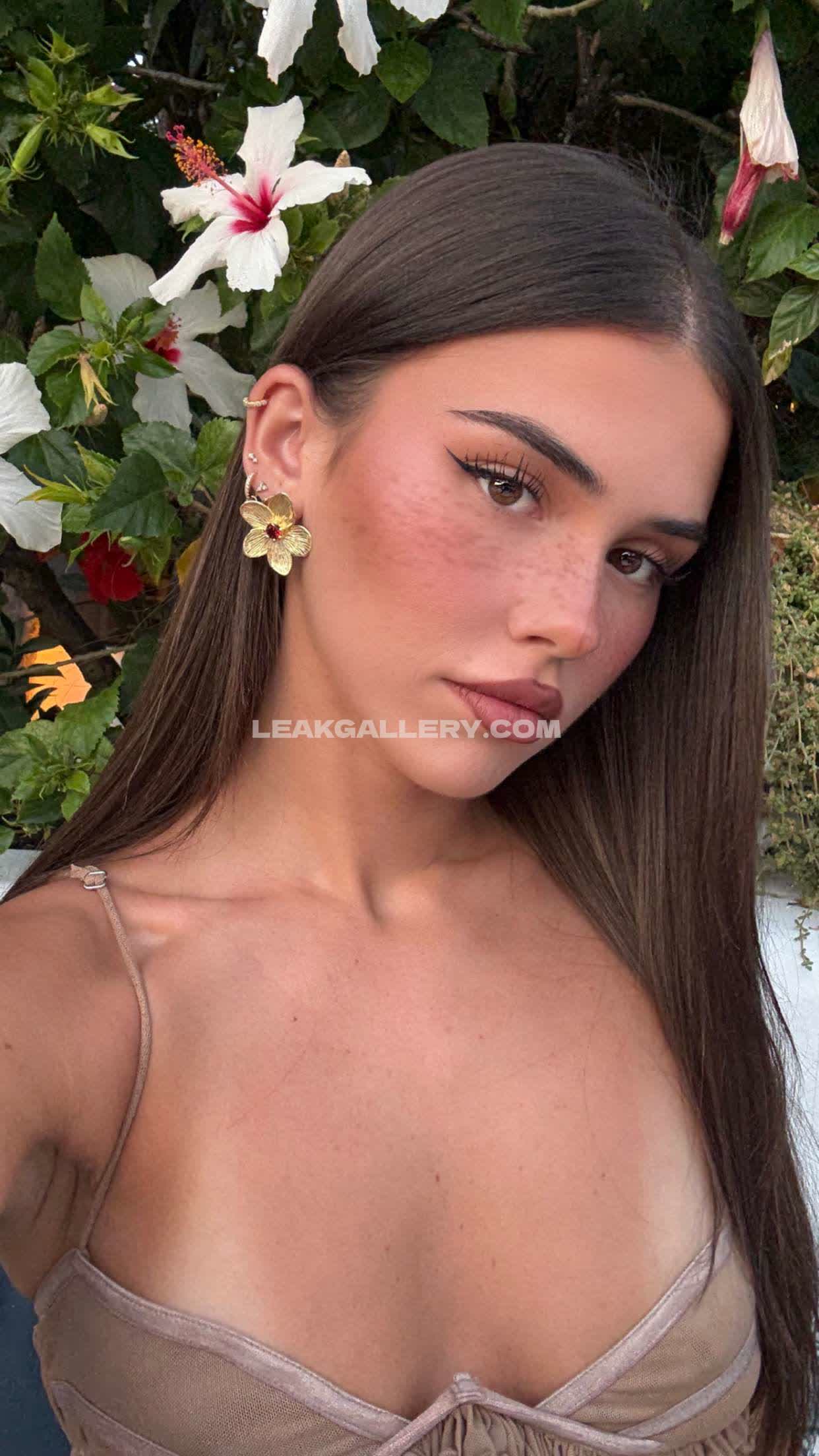 Leahhalton / leahholton Exclusive Leaked Nude OnlyFans #9910584