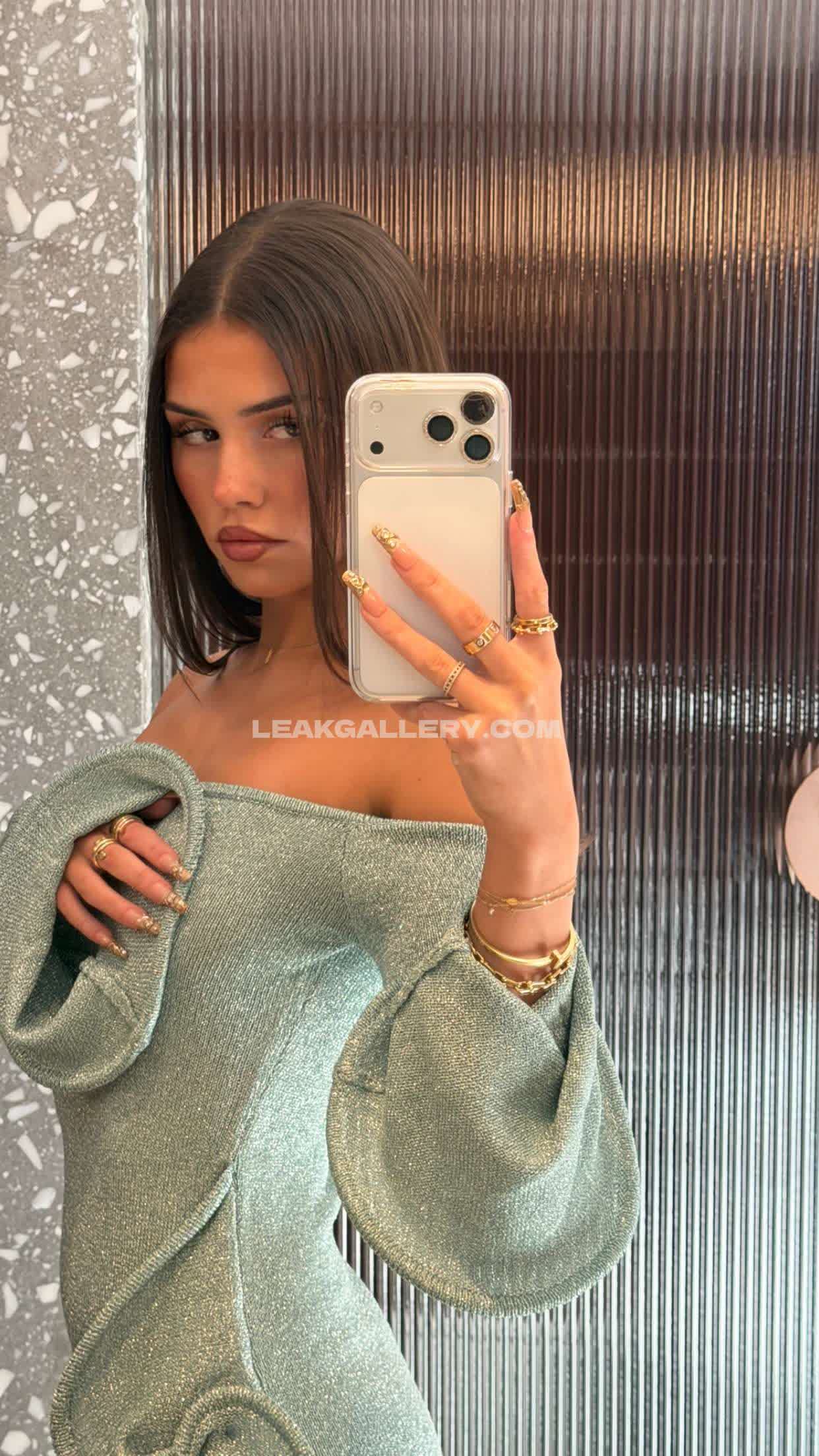 Leahhalton / leahholton Exclusive Leaked Nude OnlyFans #9257242