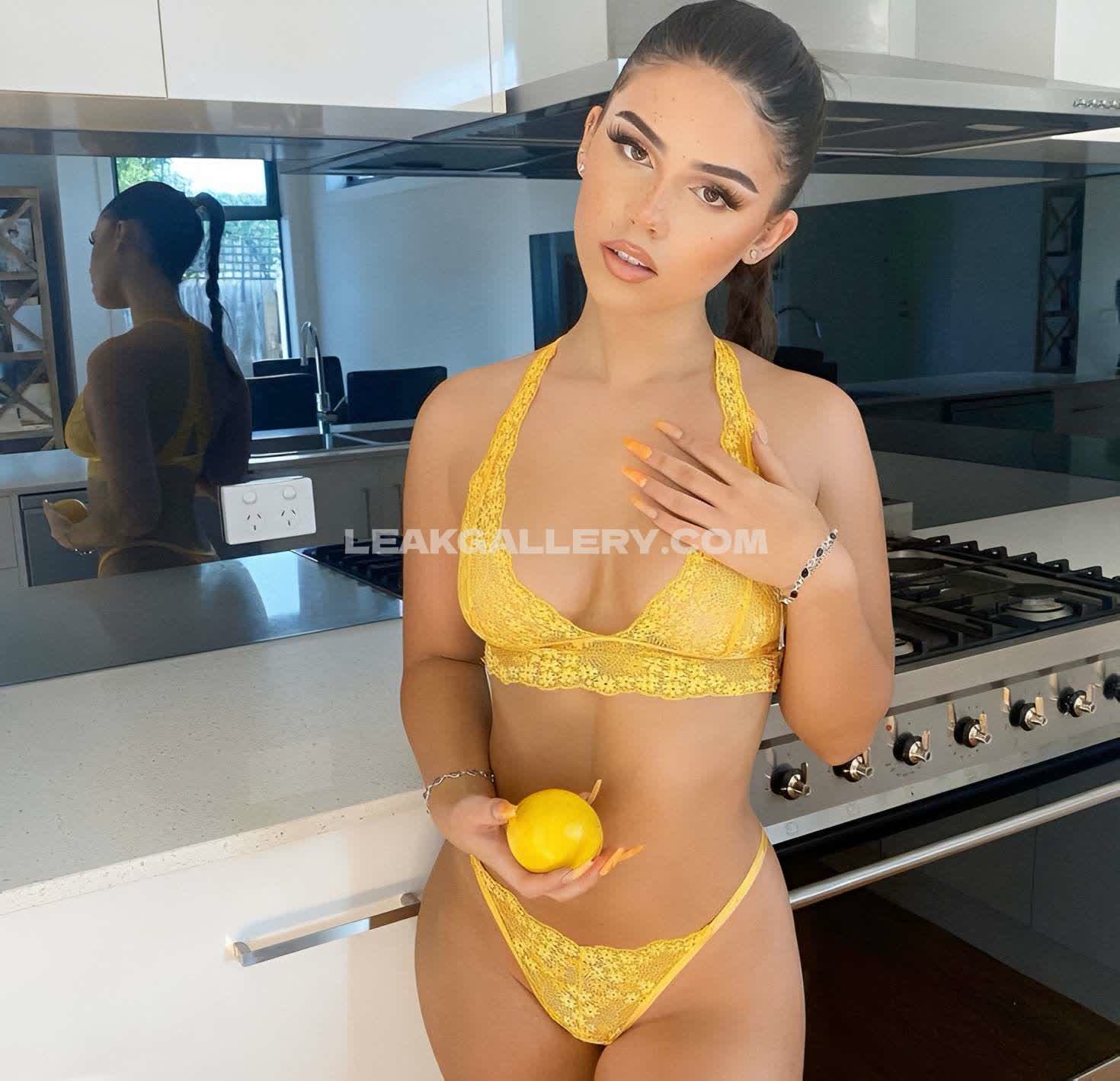 Leahhalton / leahholton Exklusiv geleakte Nacktbilder von OnlyFans #9255627