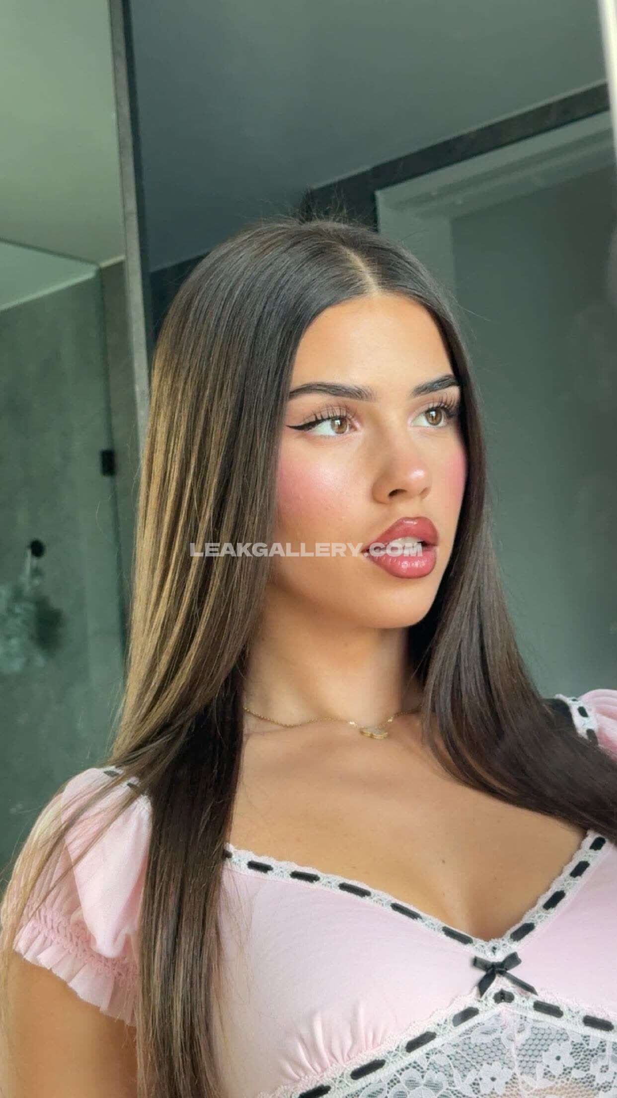 Leahhalton / leahholton Exklusiv geleakte Nacktbilder von OnlyFans #9254153