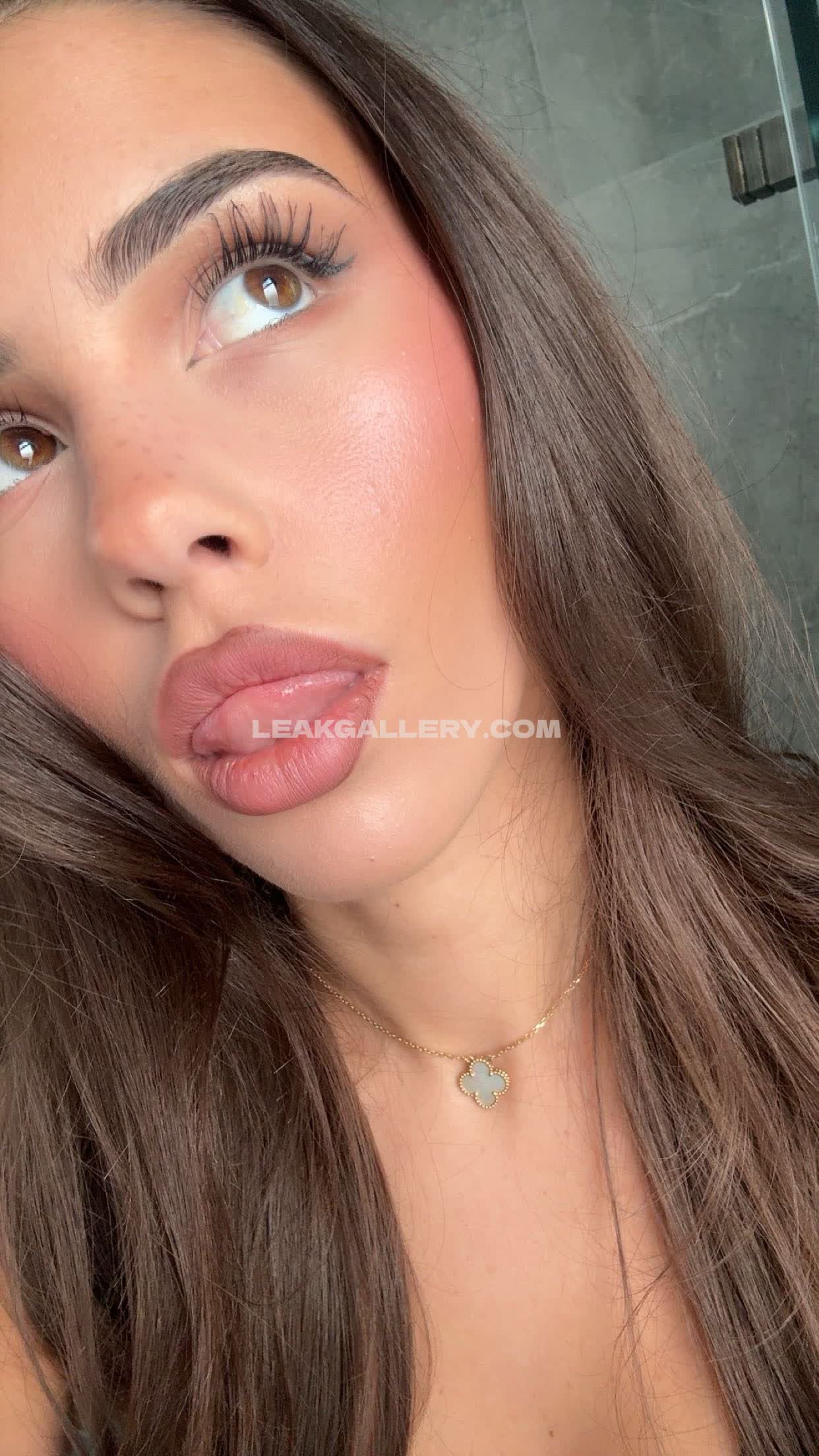 Leahhalton / leahholton Exclusiva filtración de OnlyFans desnuda #9255753