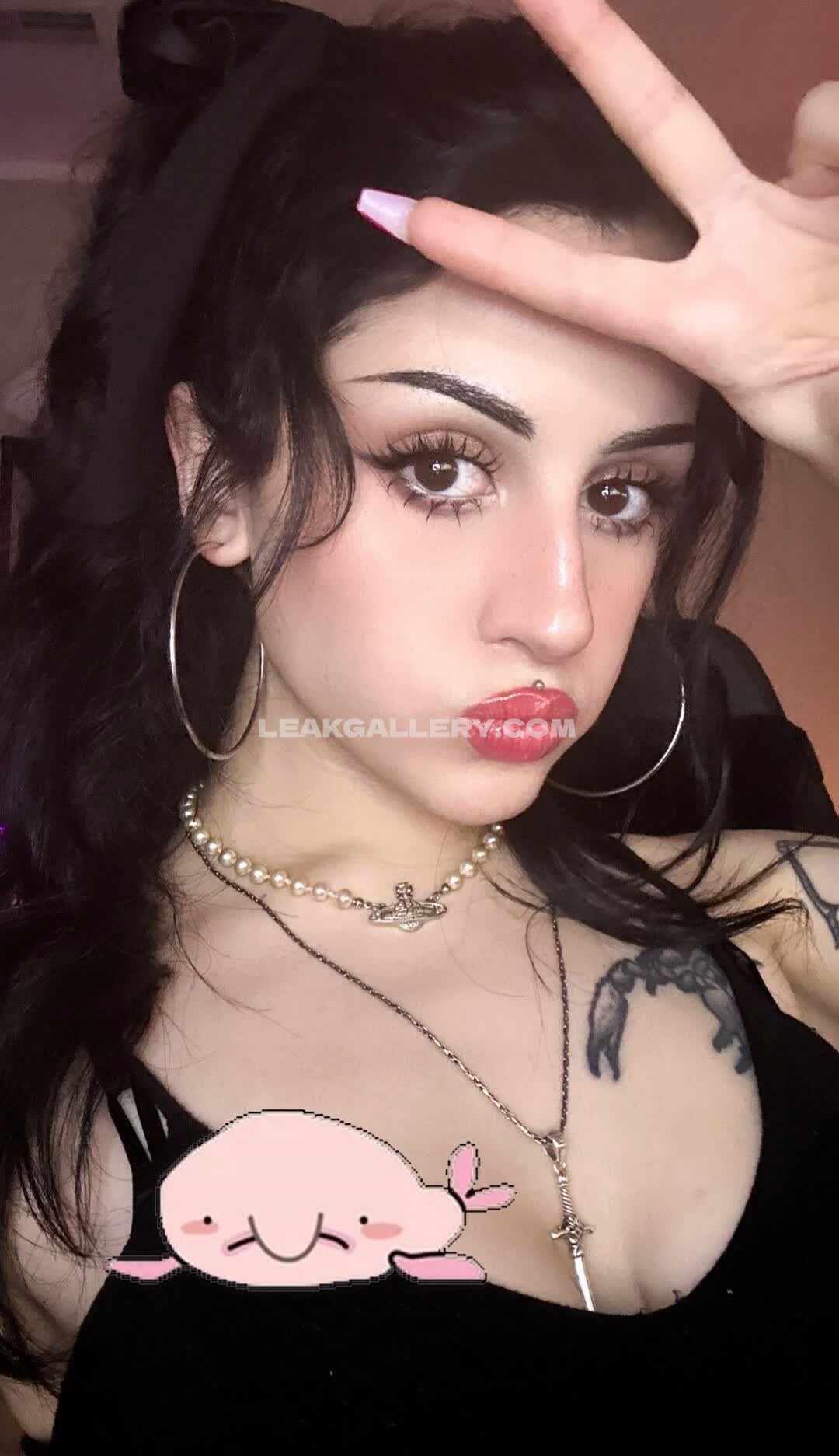 Lilbatty Exclusive Leaked Nude OnlyFans #9029786