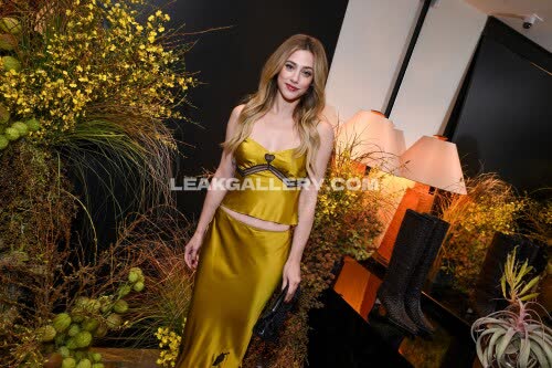Lilireinhart Exclusive Leaked Nude OnlyFans #10898385