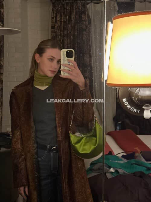 Lilireinhart Exclusive Leaked Nude OnlyFans #10921520