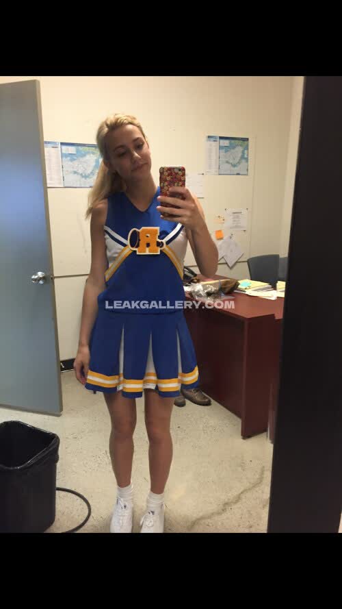 Lilireinhart Exclusive Leaked Nude OnlyFans #10921134
